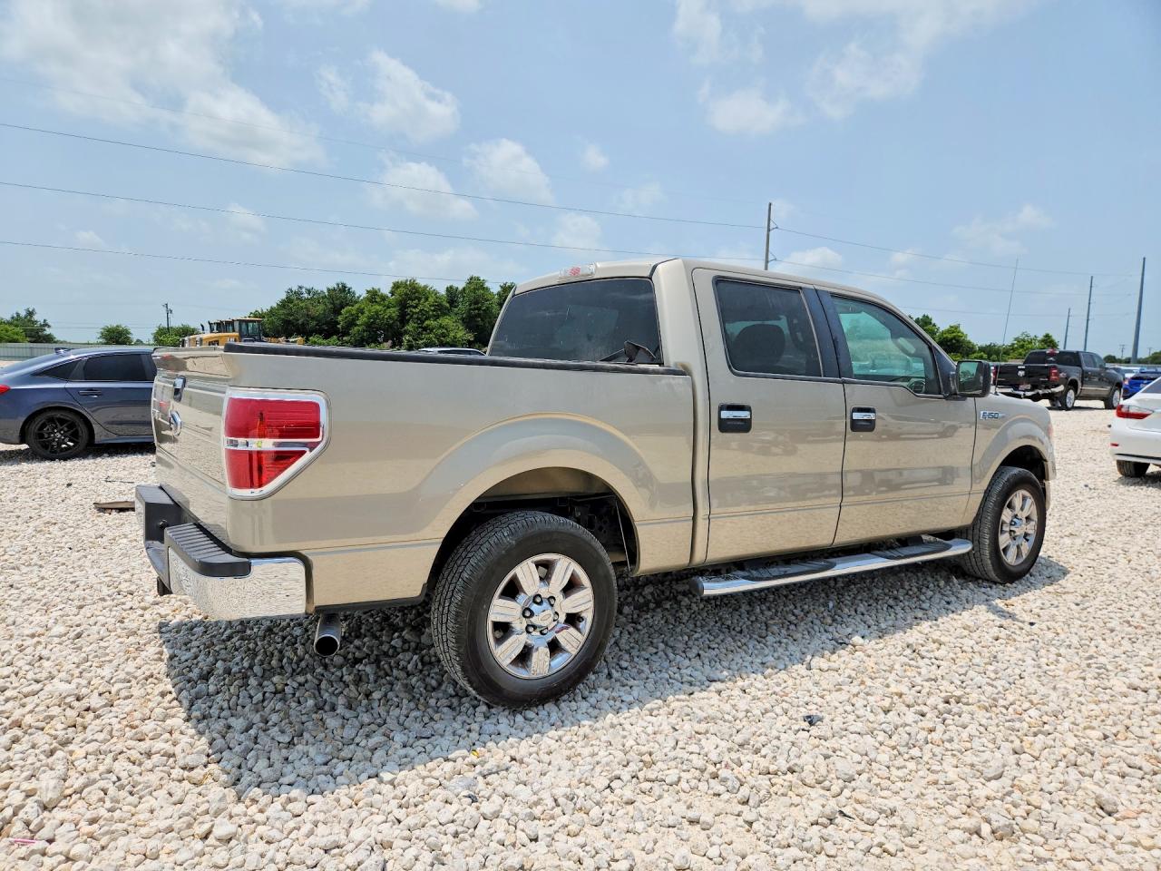 2009 Ford F150 Supercrew Tan vin: 1FTRW12829FA38306