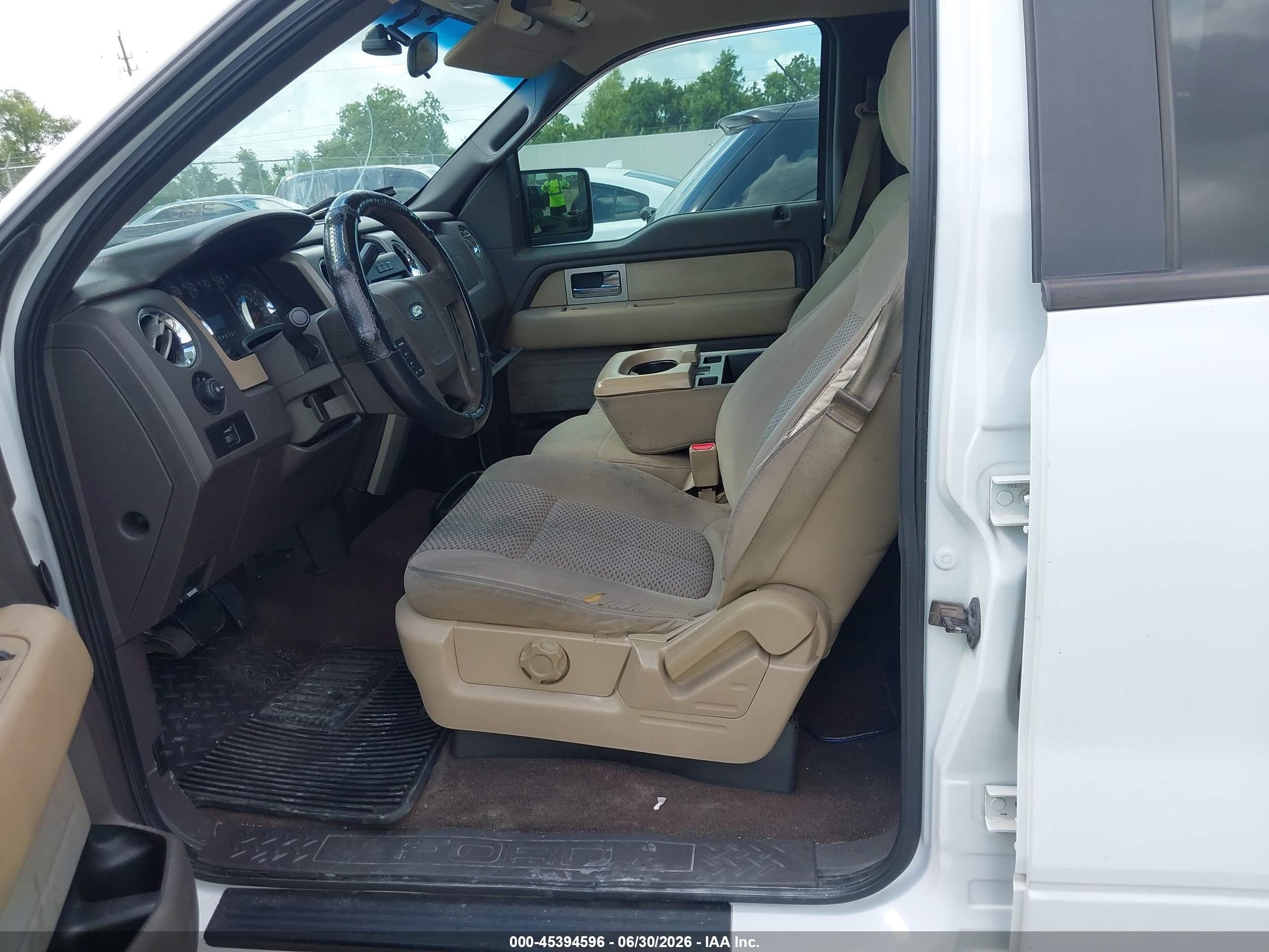 2009 Ford F-150 Xl/xlt White vin: 1FTRW12829FA73508