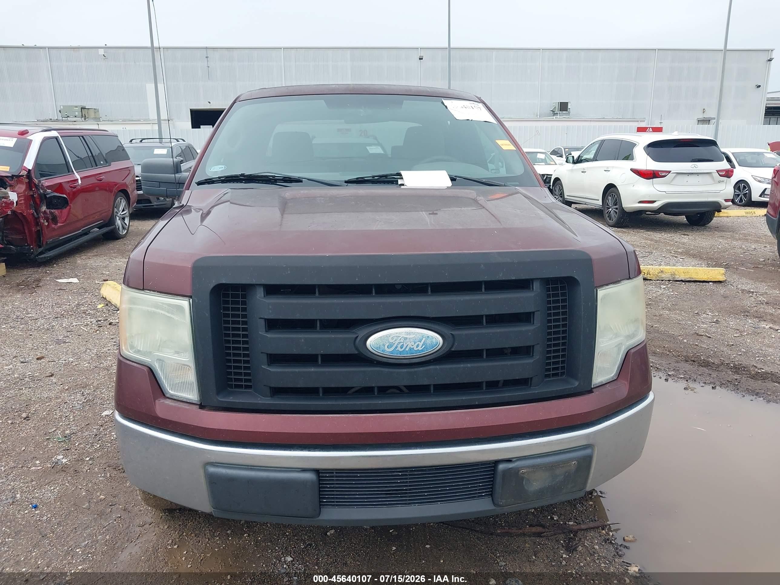 2009 Ford F-150 Xl/xlt Red vin: 1FTRW12829KB87810