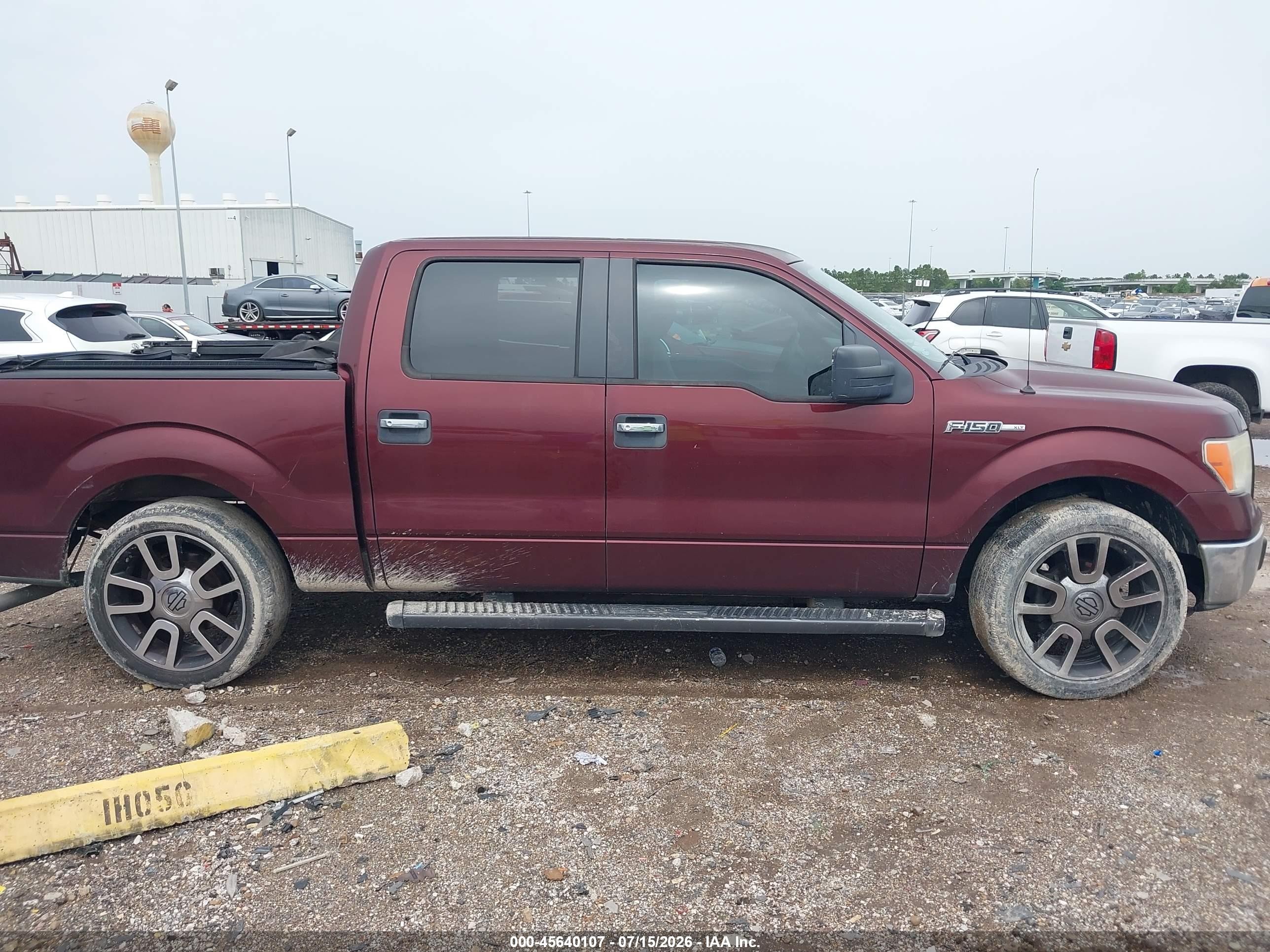 2009 Ford F-150 Xl/xlt Red vin: 1FTRW12829KB87810