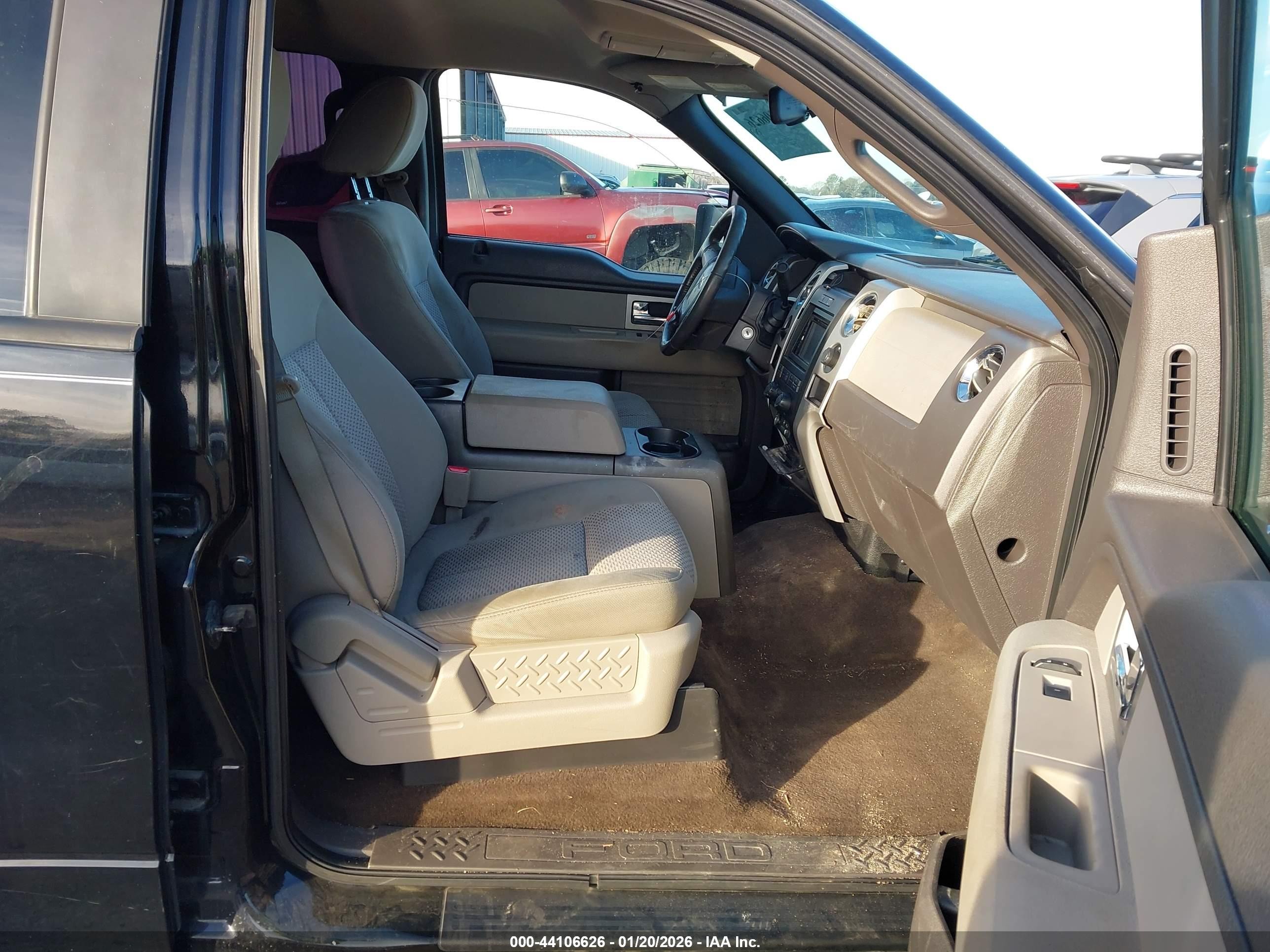 2009 Ford F-150 Xl/xlt Черный vin: 1FTRW12849FA76085