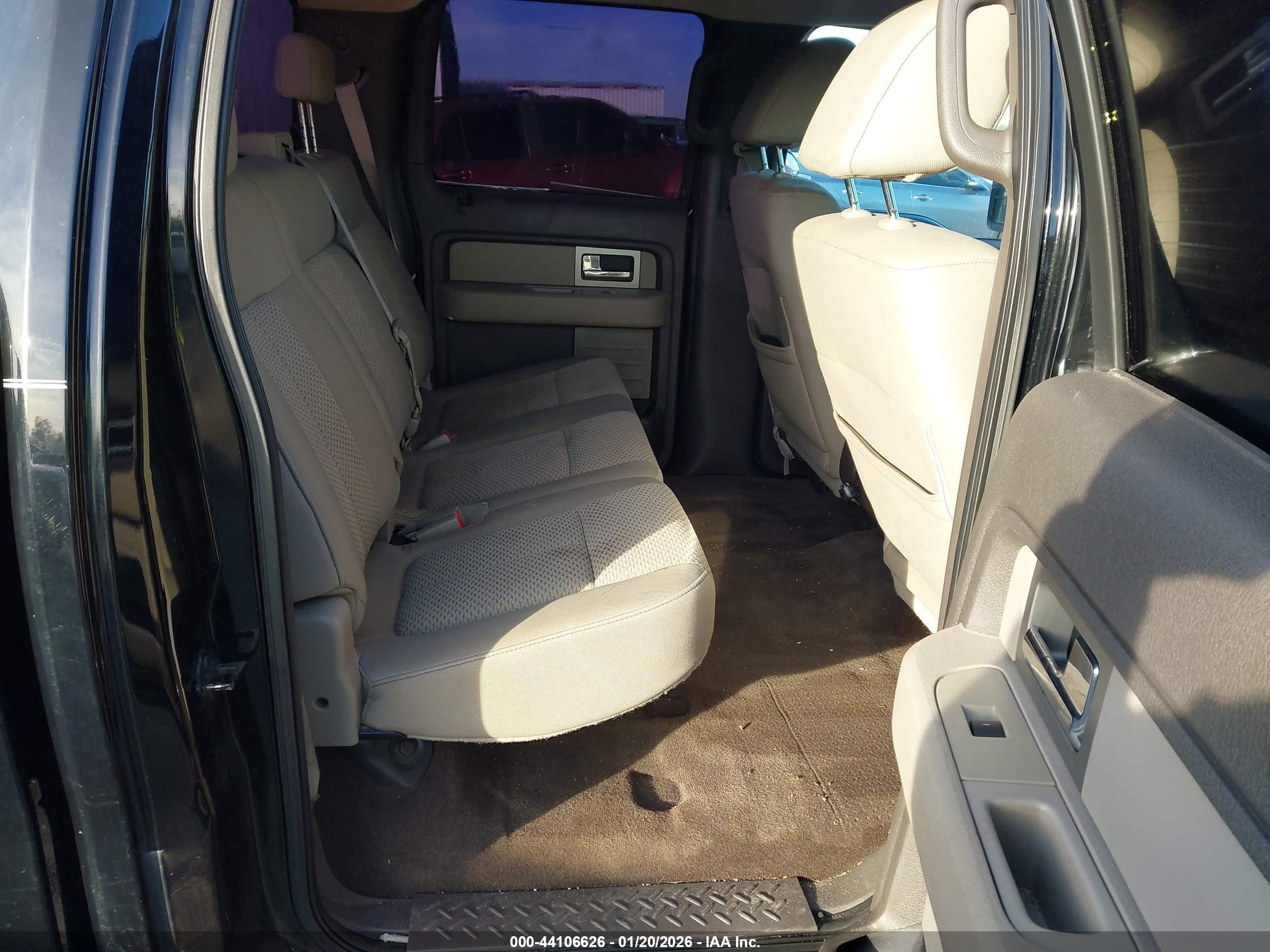 2009 Ford F-150 Xl/xlt Черный vin: 1FTRW12849FA76085
