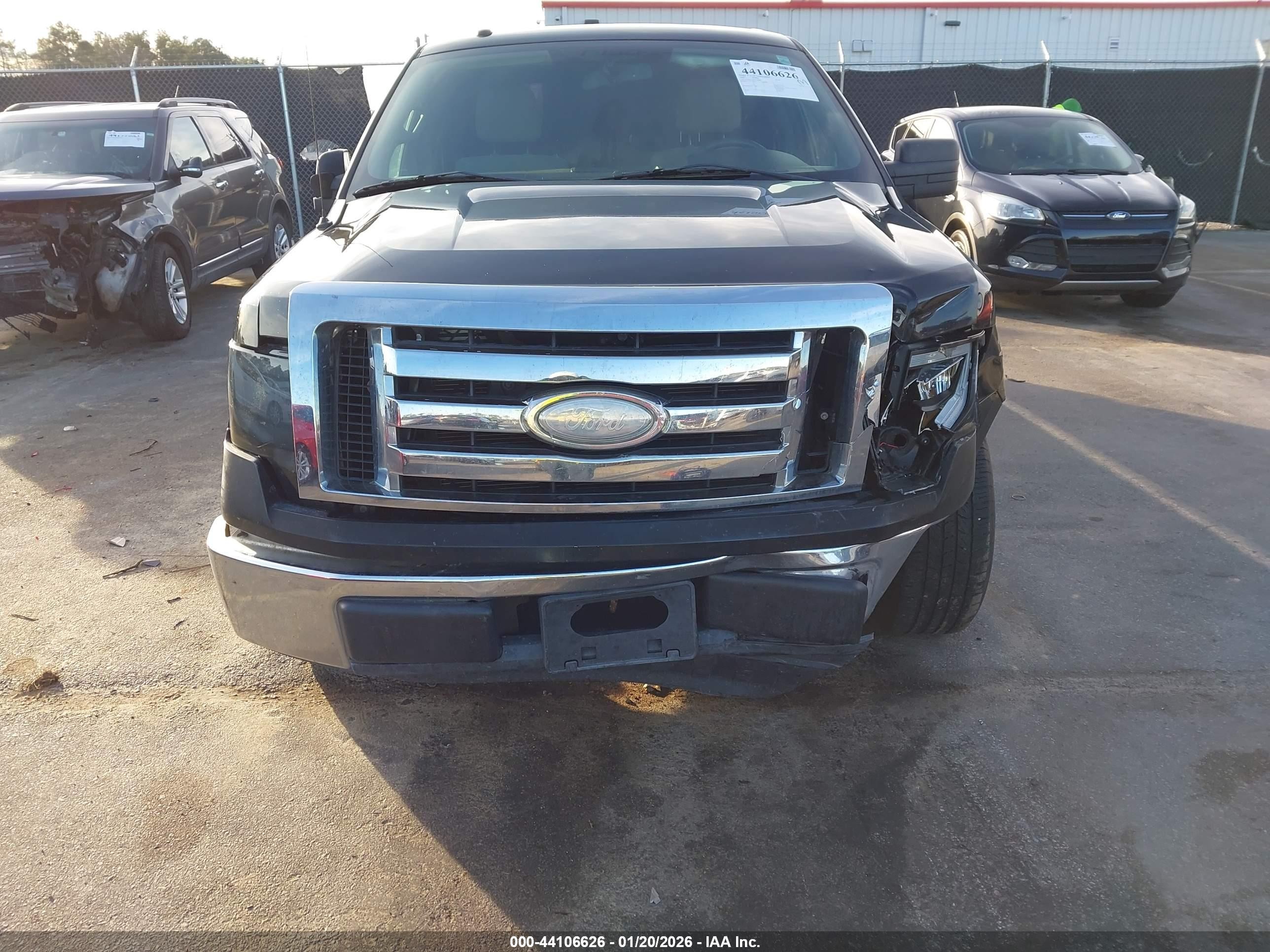 2009 Ford F-150 Xl/xlt Черный vin: 1FTRW12849FA76085