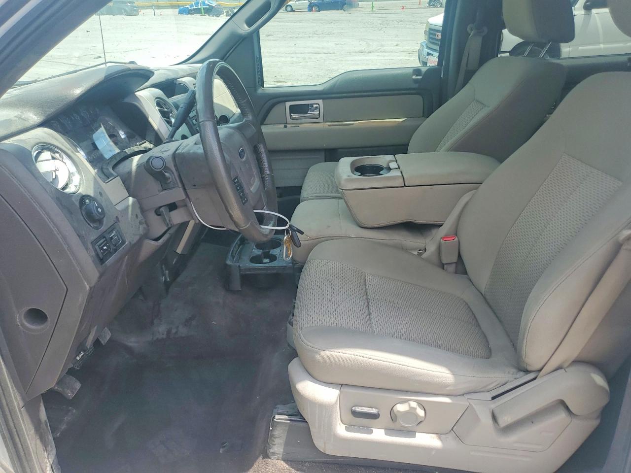 2009 Ford F150 Supercrew White vin: 1FTRW12849FB06704