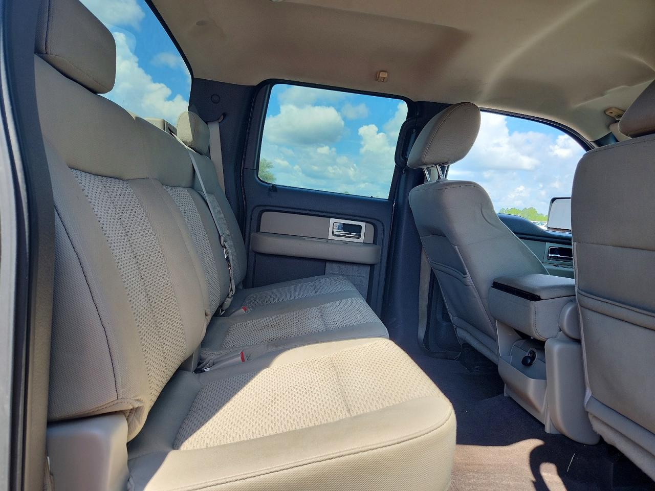 2009 Ford F150 Supercrew Серый vin: 1FTRW12889FB14756