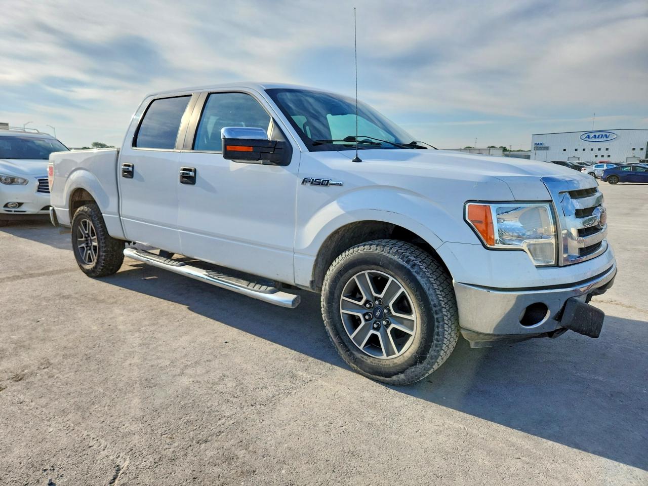 2009 Ford F-150 White vin: 1FTRW12899FA07926
