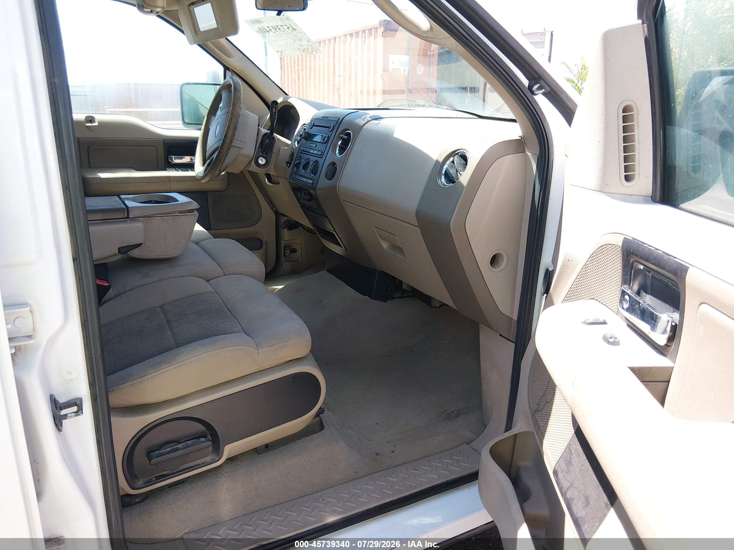 2006 Ford F-150 Xlt White vin: 1FTRW12W06KC60490