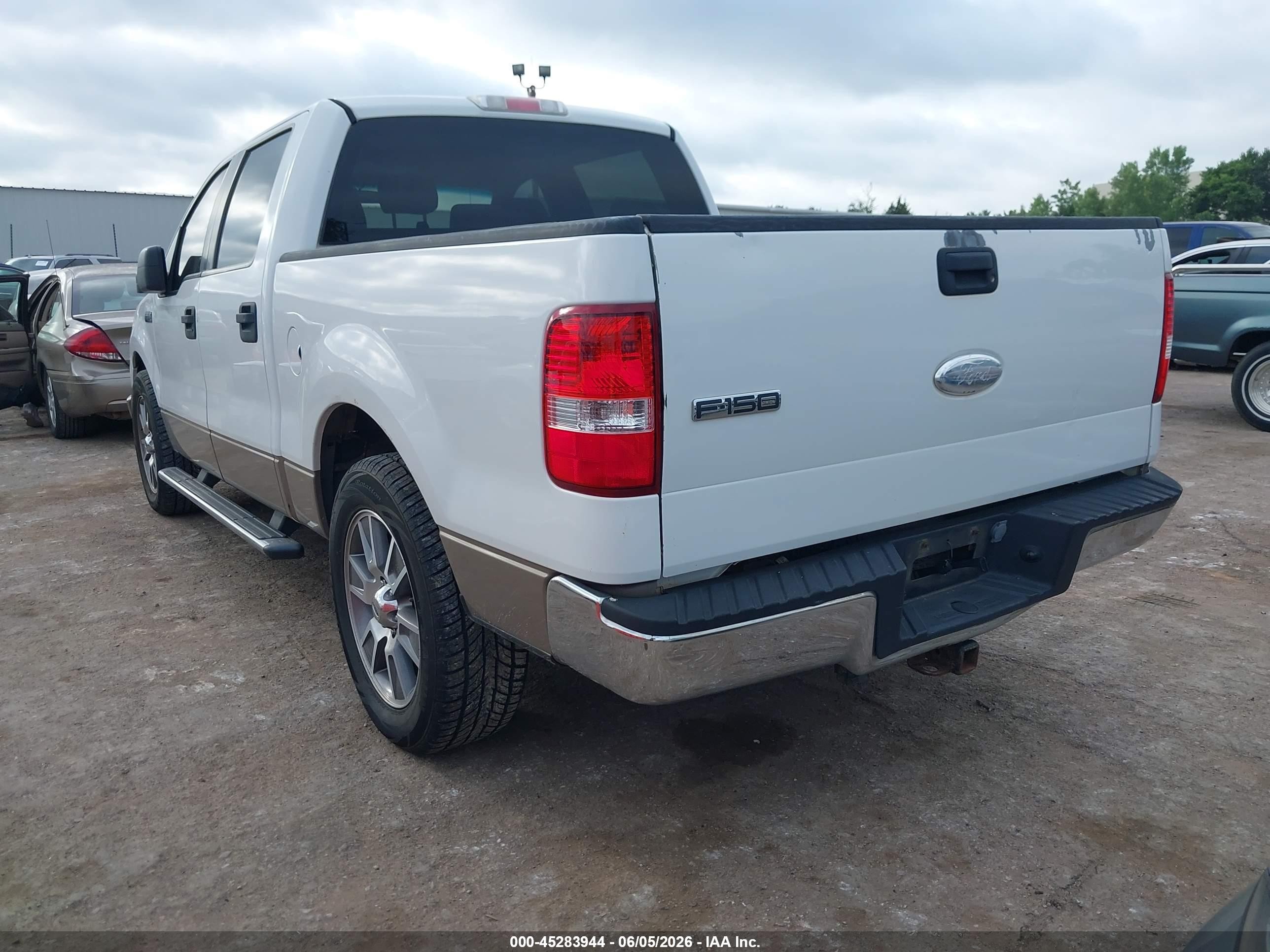 2006 Ford F-150 Xlt White vin: 1FTRW12W06KC85597