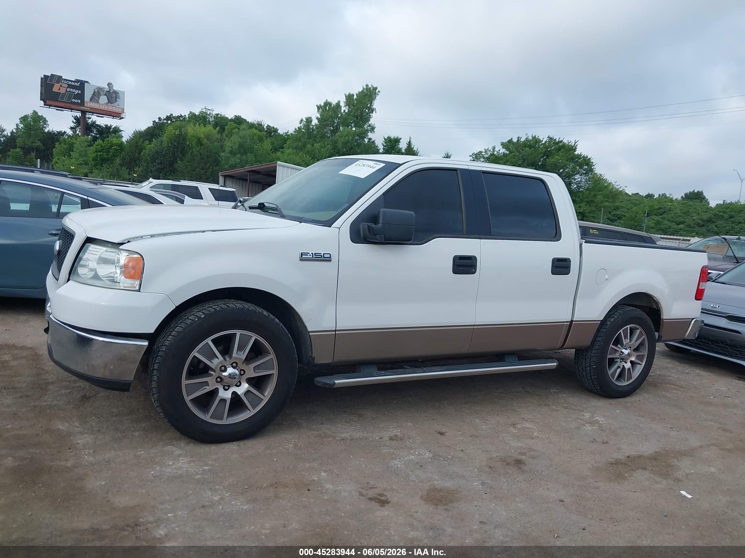 2006 Ford F-150 Xlt White vin: 1FTRW12W06KC85597