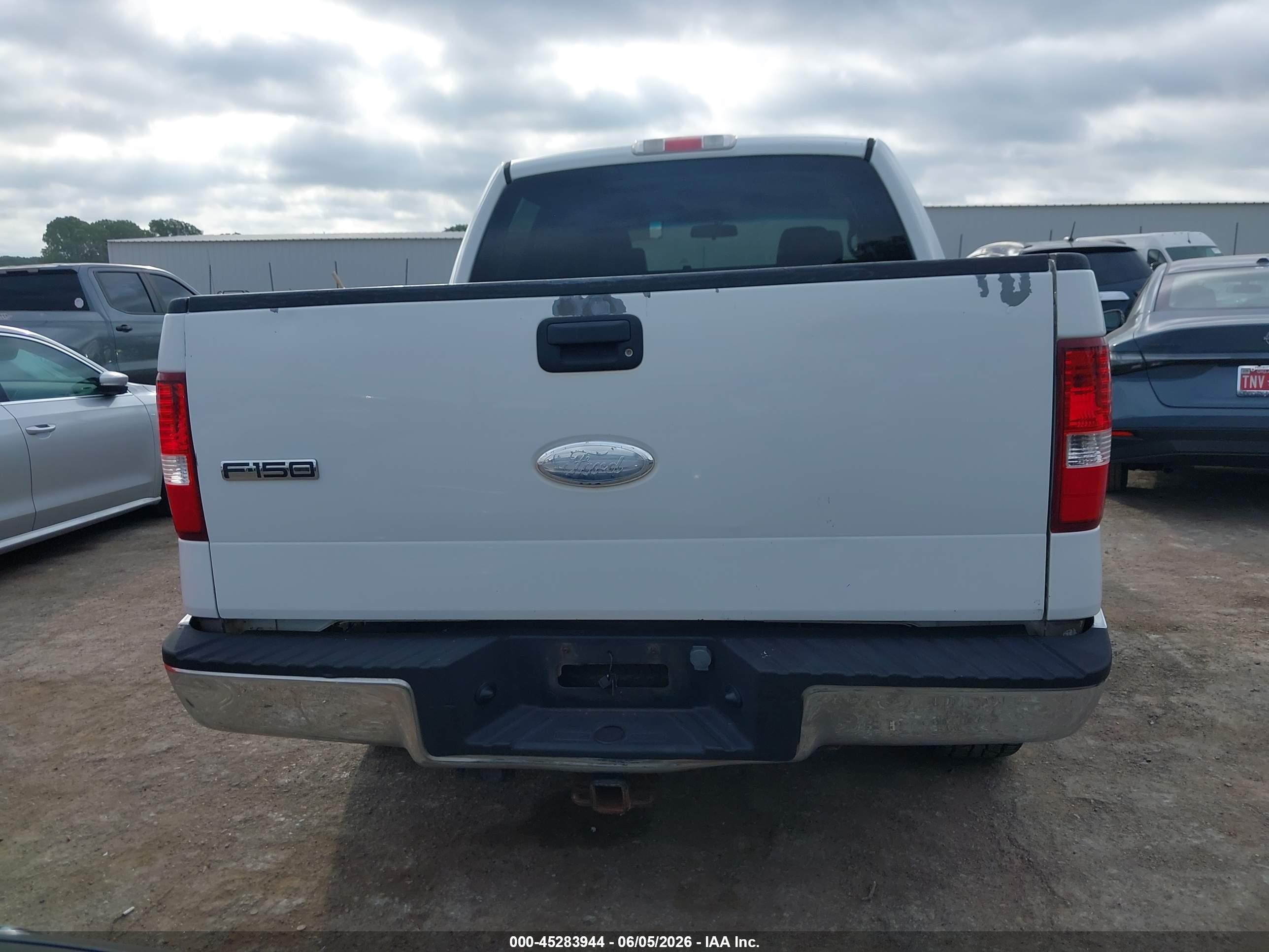 2006 Ford F-150 Xlt White vin: 1FTRW12W06KC85597
