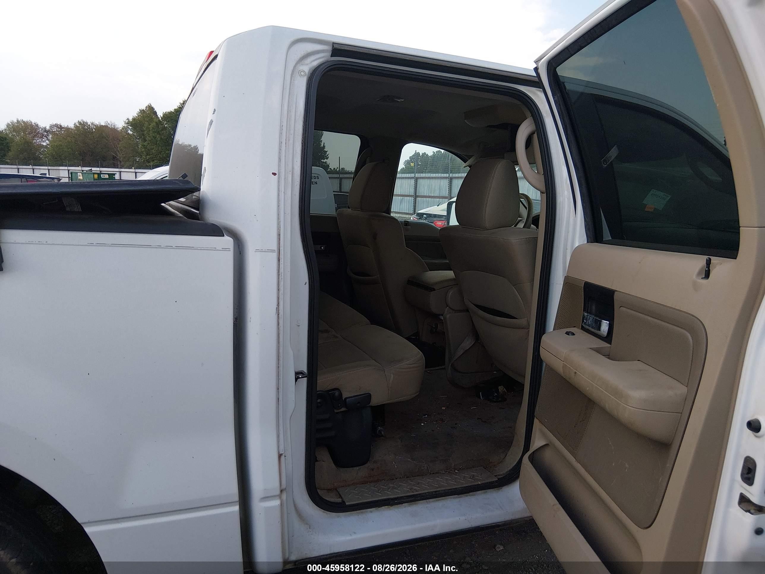 2007 Ford F-150 Xlt White vin: 1FTRW12W07FA09687