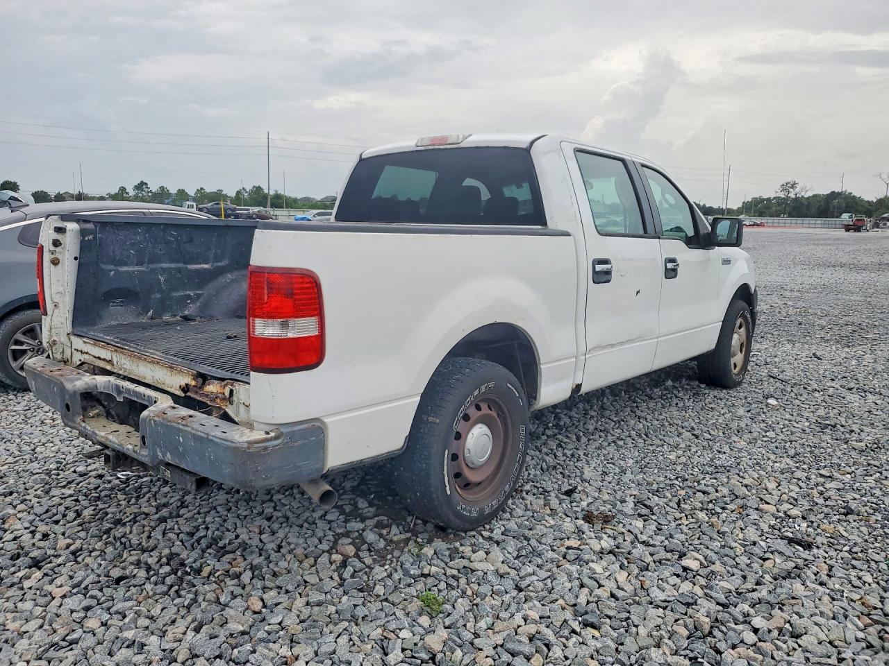 2008 Ford F150 Supercrew White vin: 1FTRW12W08FA43520