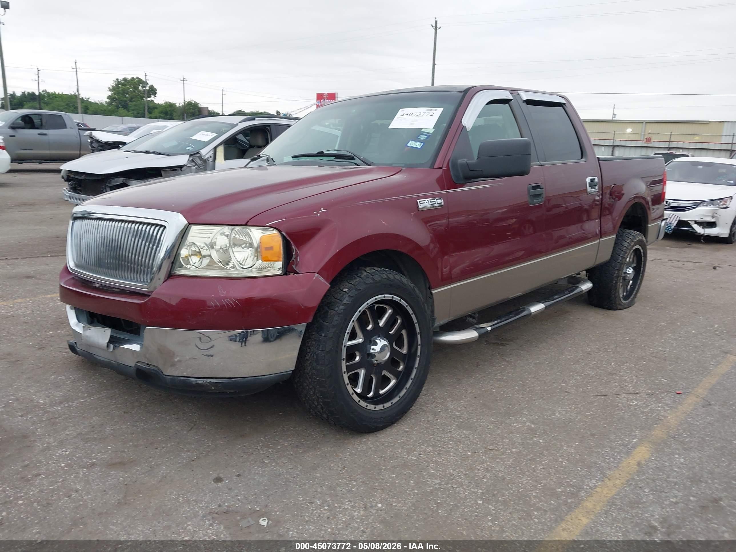 2004 Ford F-150 Xlt Red vin: 1FTRW12W14KB55177