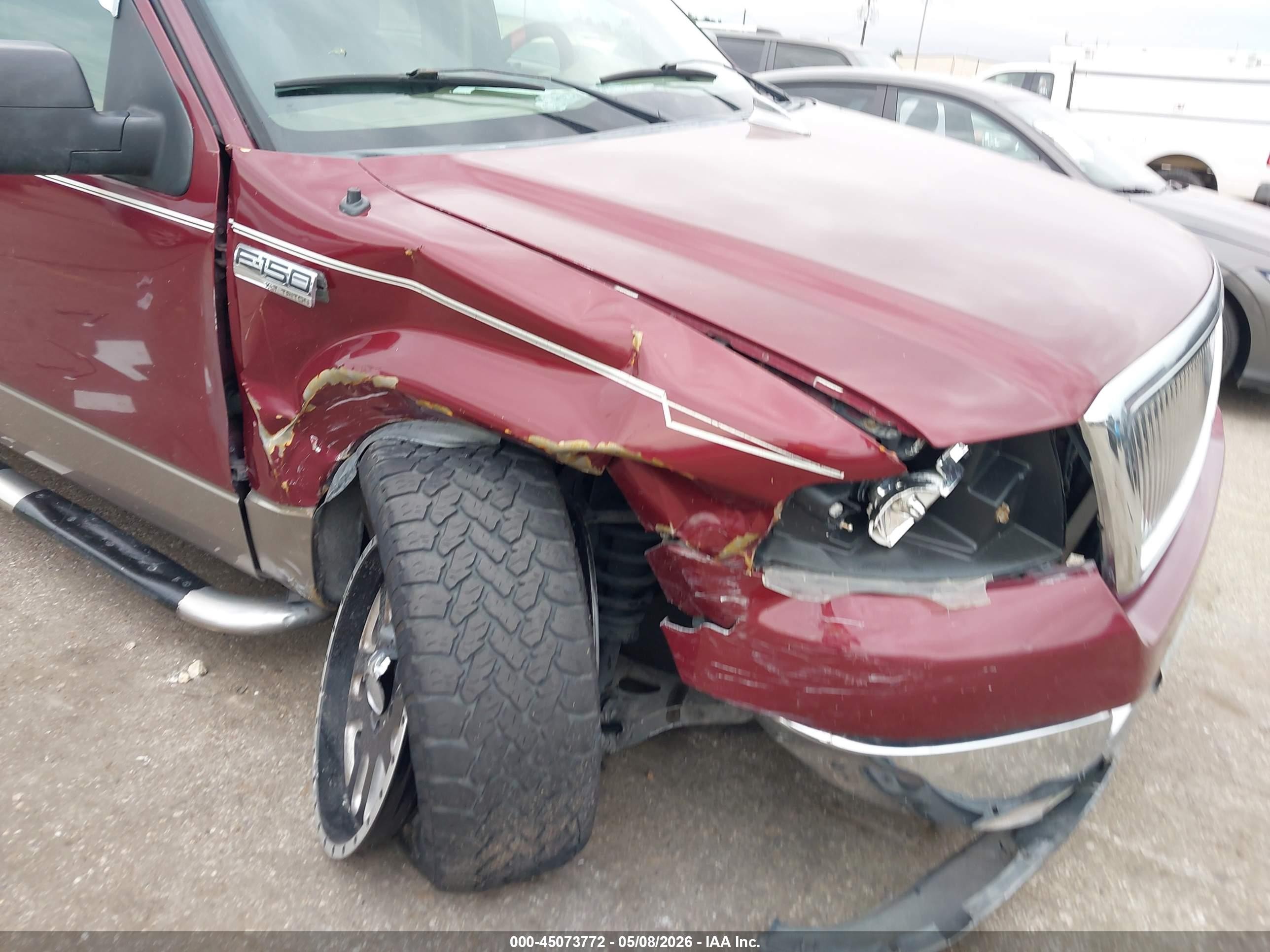 2004 Ford F-150 Xlt Red vin: 1FTRW12W14KB55177