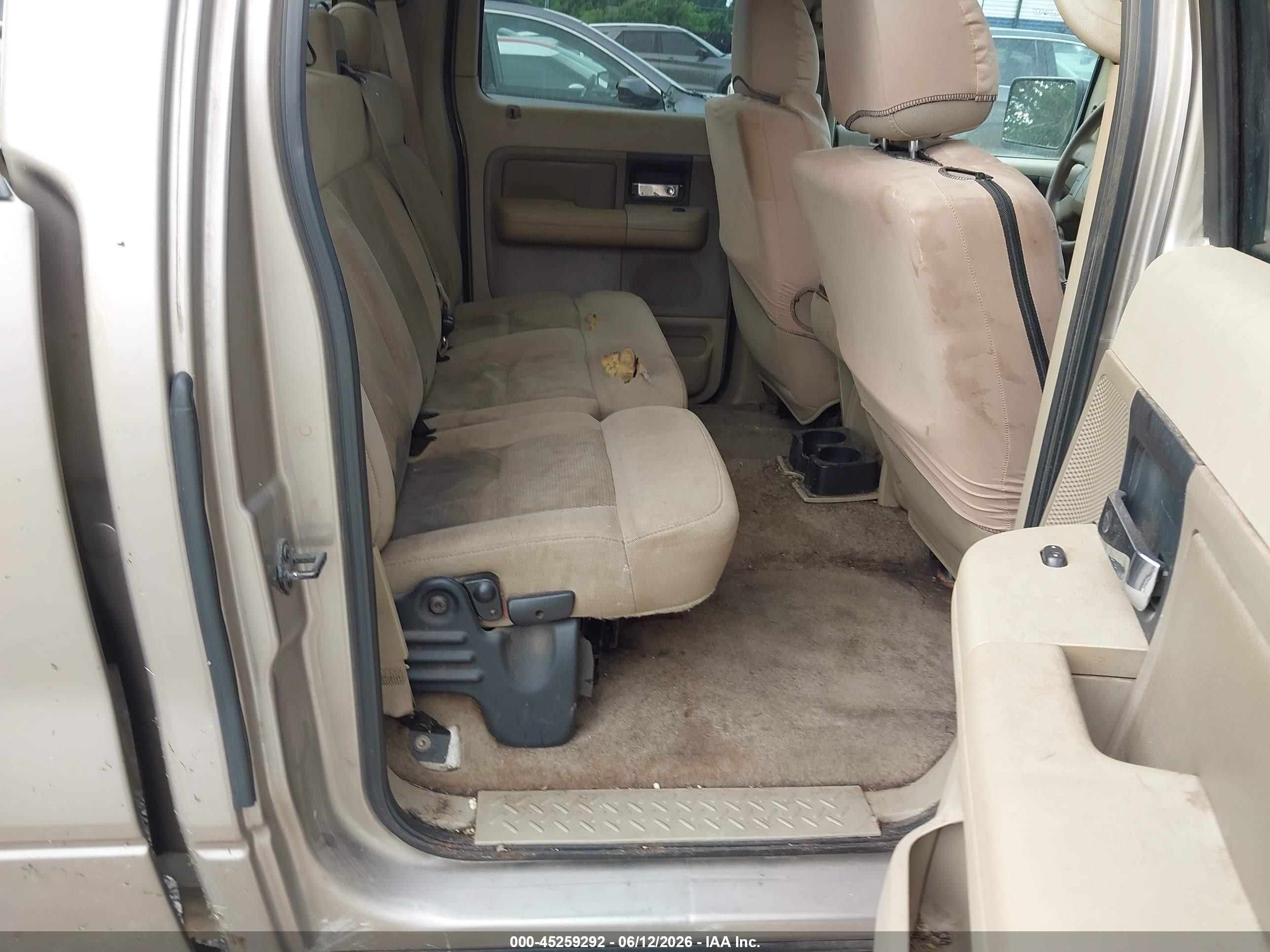 2004 Ford F-150 Xlt Gold vin: 1FTRW12W14KC49429