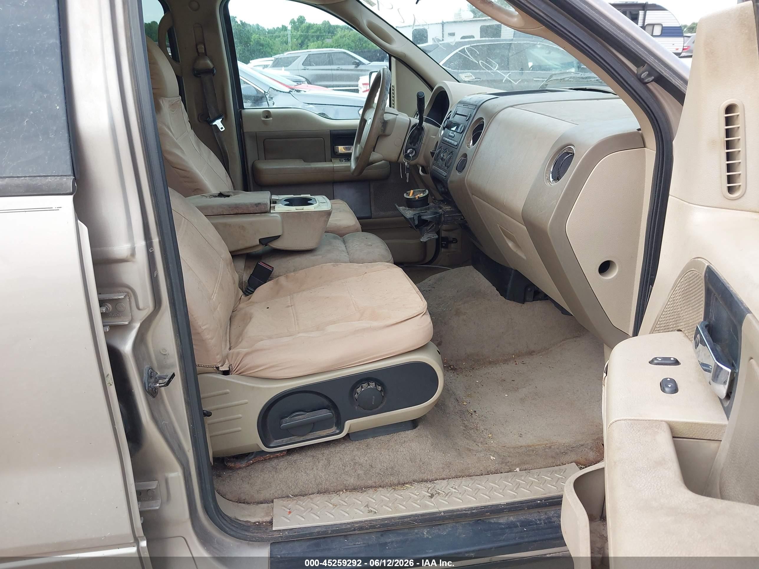 2004 Ford F-150 Xlt Gold vin: 1FTRW12W14KC49429