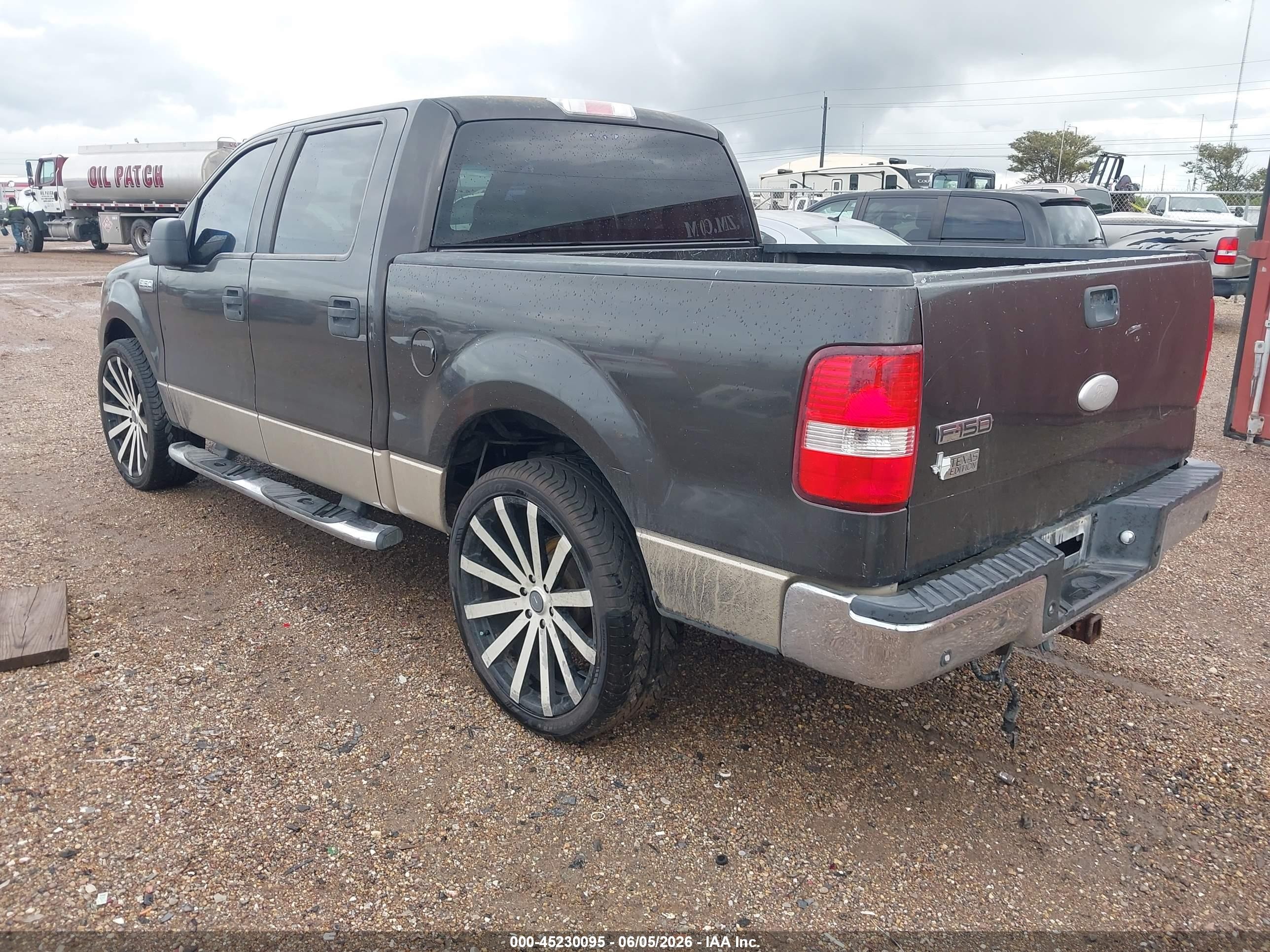 2007 Ford F-150 Xlt Black vin: 1FTRW12W17KC70401