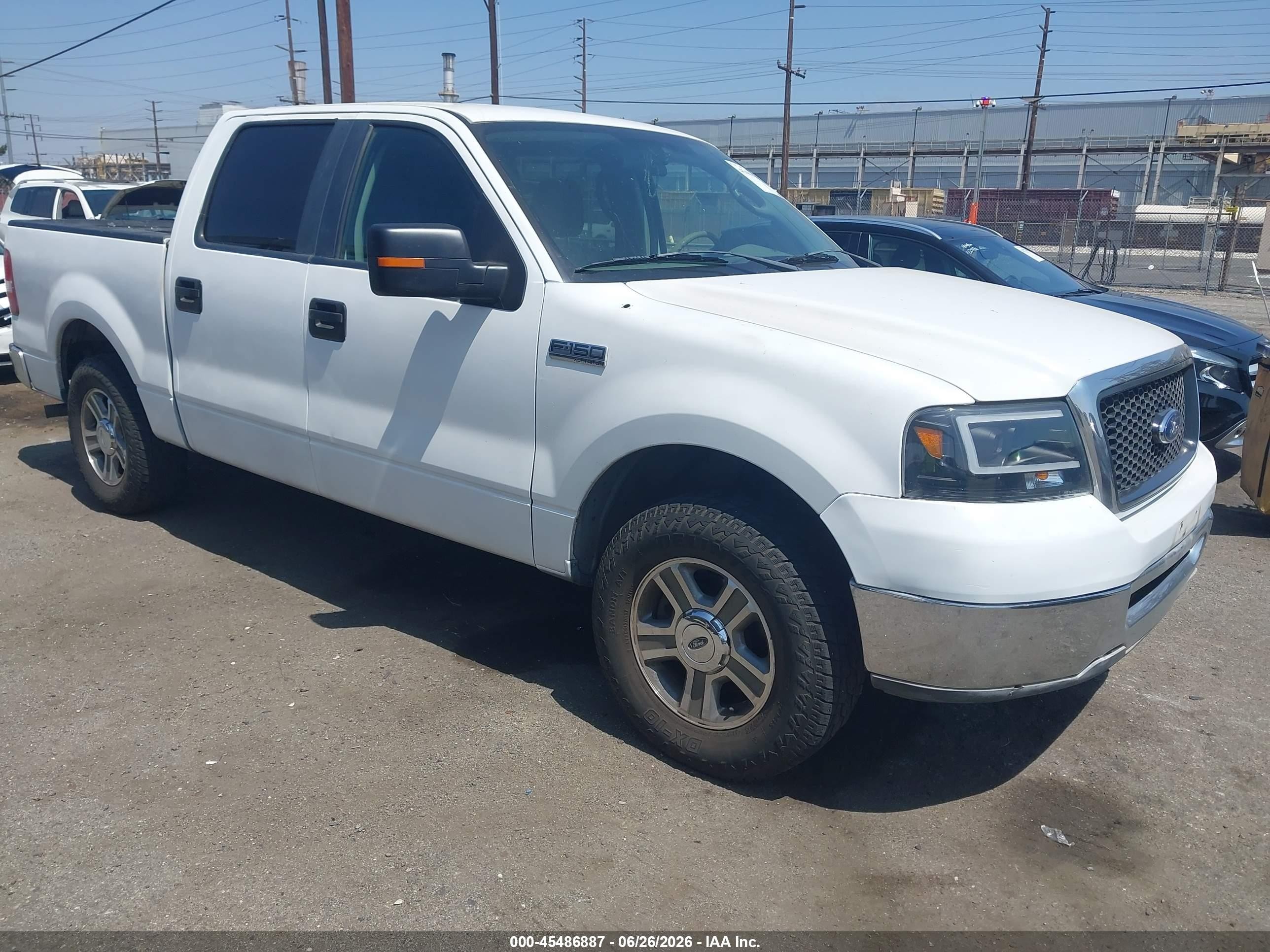 2008 Ford F-150 Xlt White vin: 1FTRW12W18FB86735