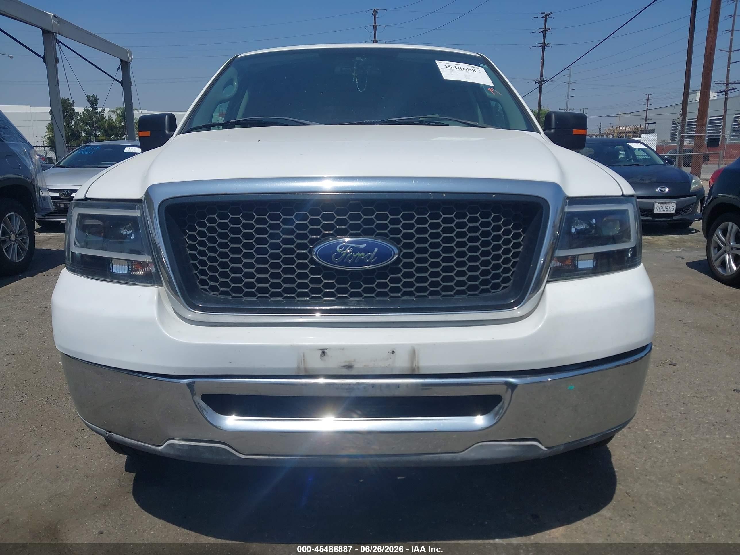 2008 Ford F-150 Xlt White vin: 1FTRW12W18FB86735
