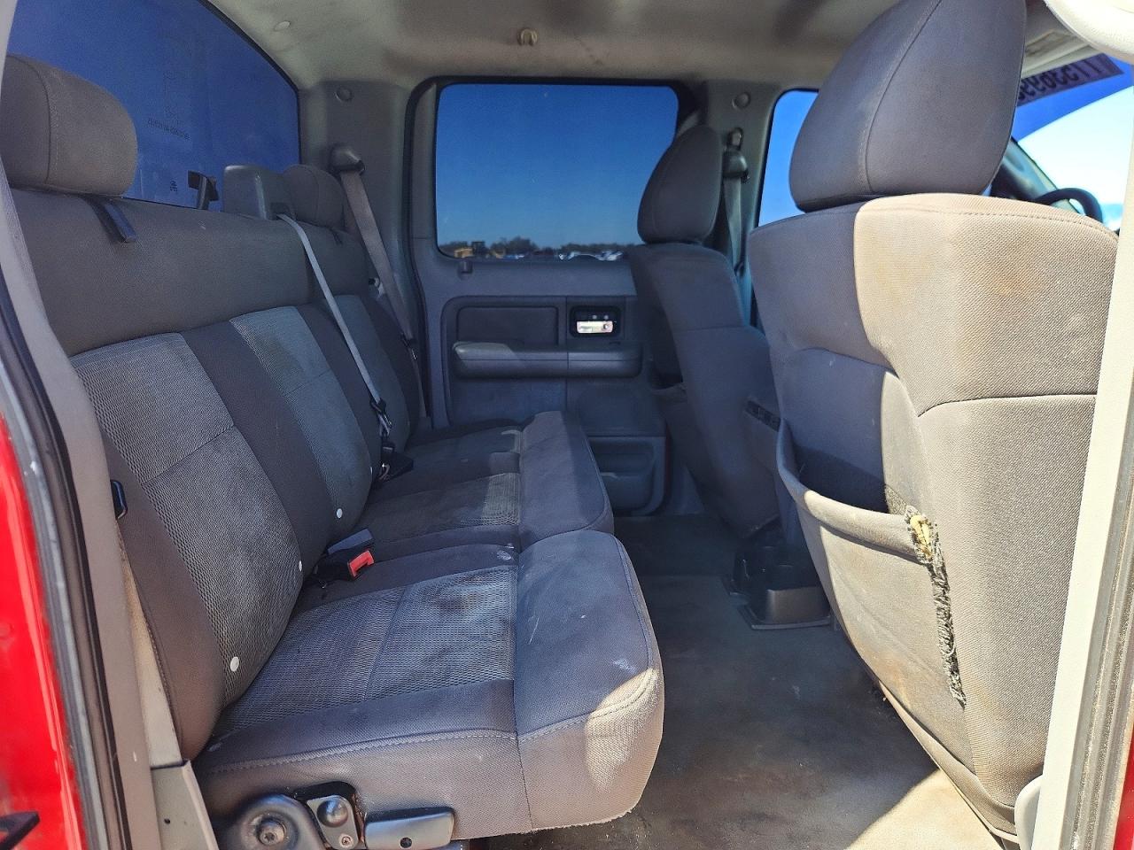 2004 Ford F150 Supercrew Red vin: 1FTRW12W24KC71102