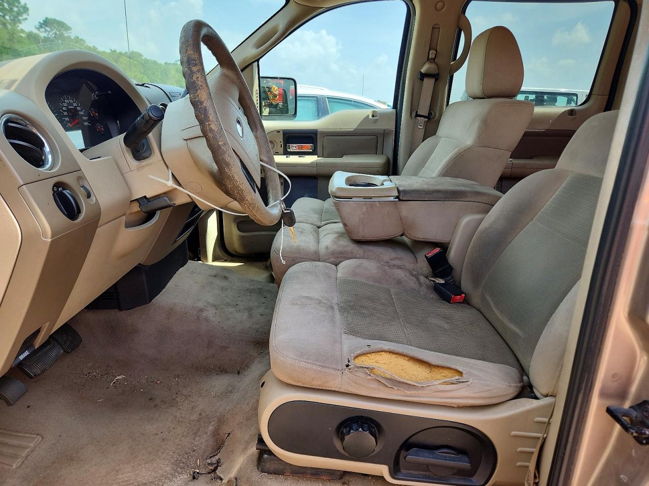 2004 Ford F150 Supercrew Tan vin: 1FTRW12W24KC84626