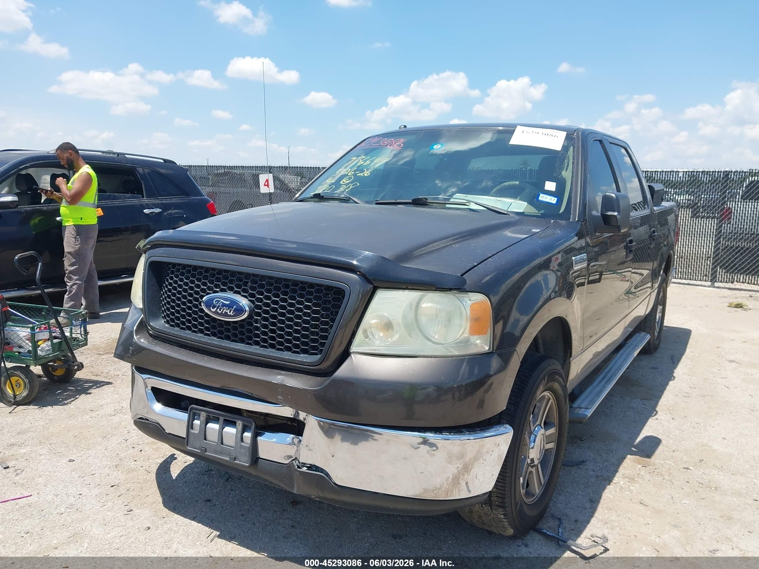 2006 Ford F-150 Xlt Brown vin: 1FTRW12W26FB20417