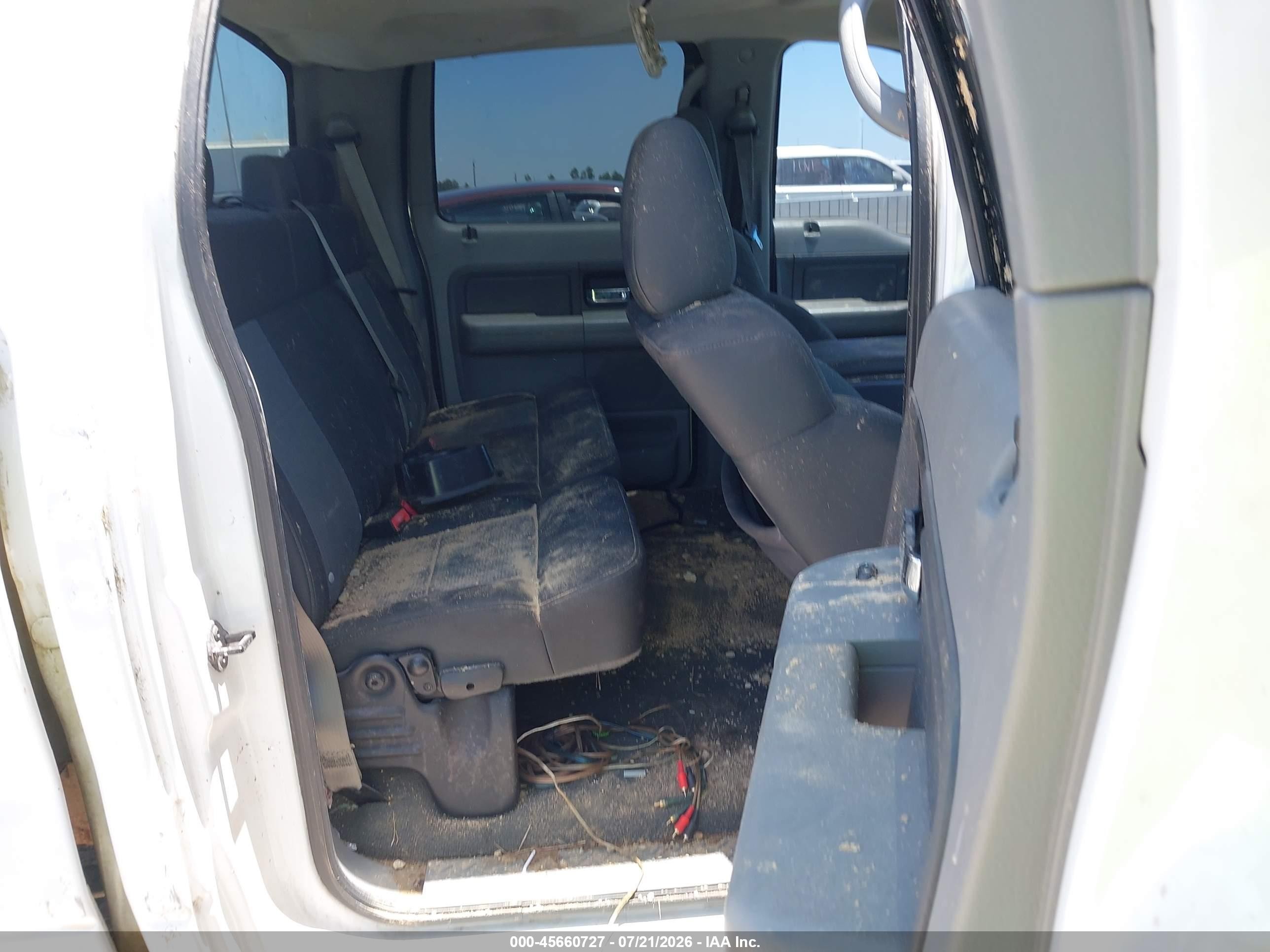 2007 Ford F-150 Xlt White vin: 1FTRW12W27KC72853
