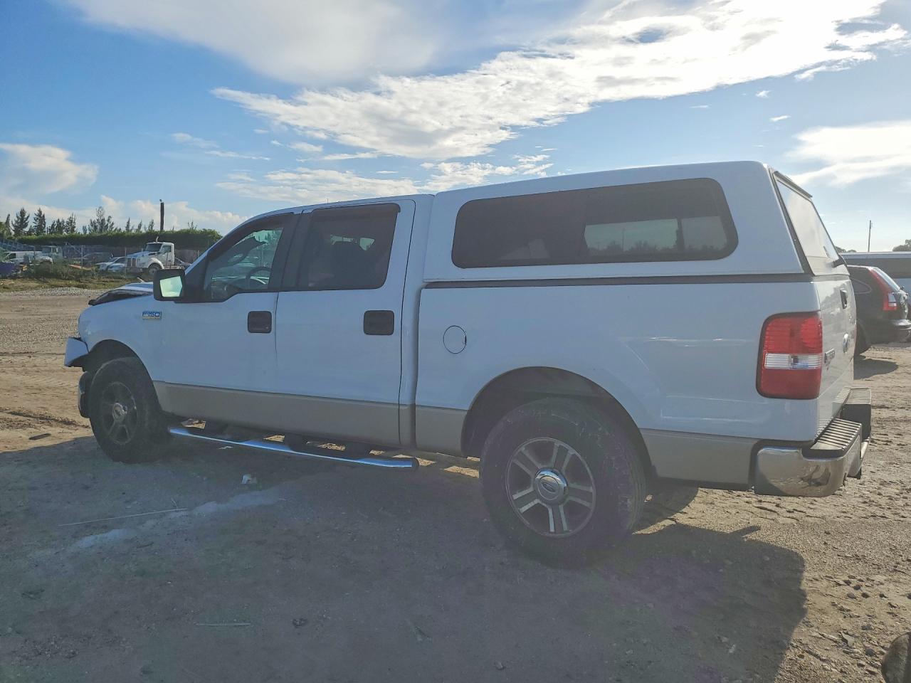 2007 Ford F150 Supercrew White vin: 1FTRW12W27KC97302