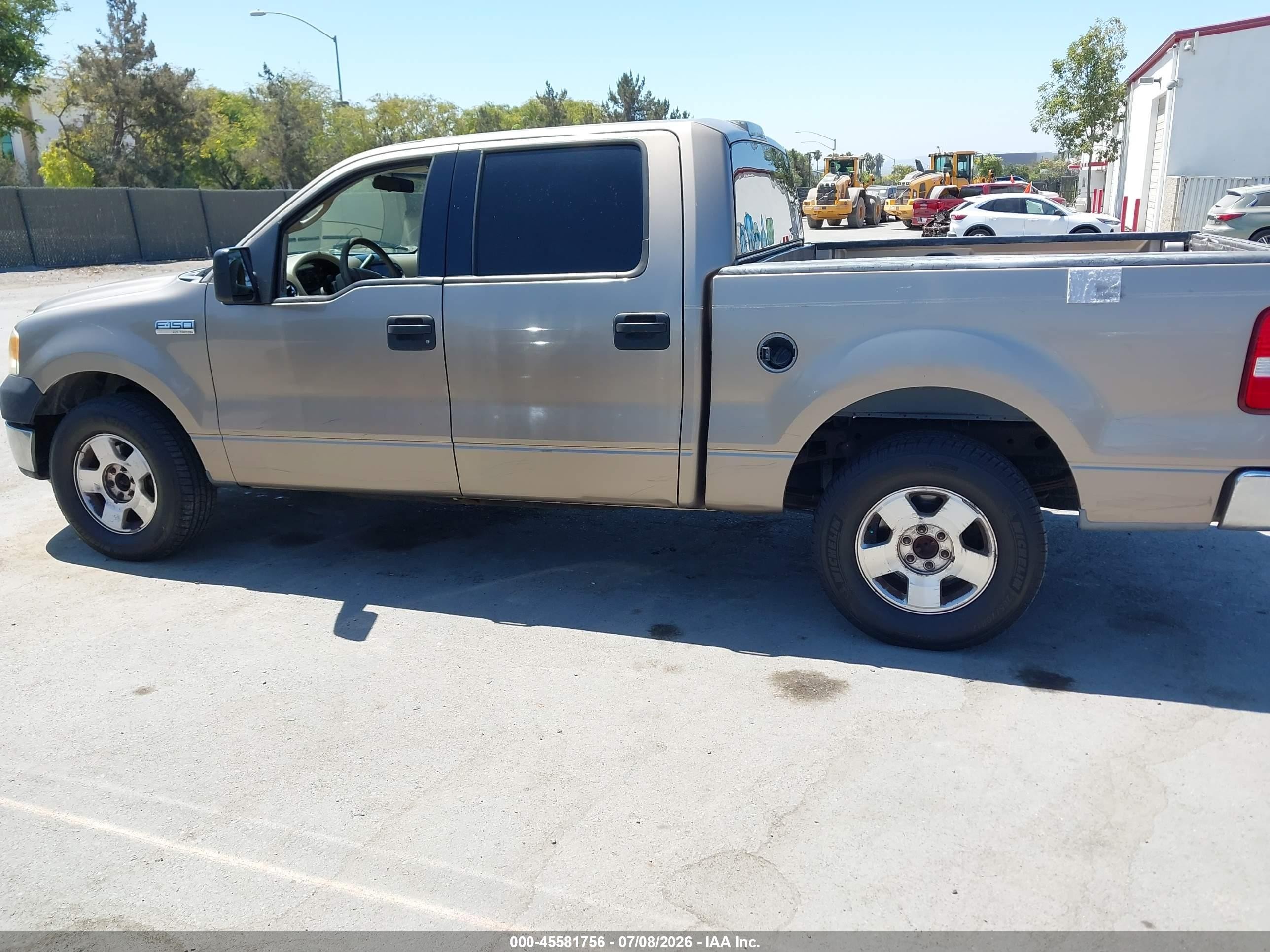 2004 Ford F-150 Xlt Brown vin: 1FTRW12W34KC19672
