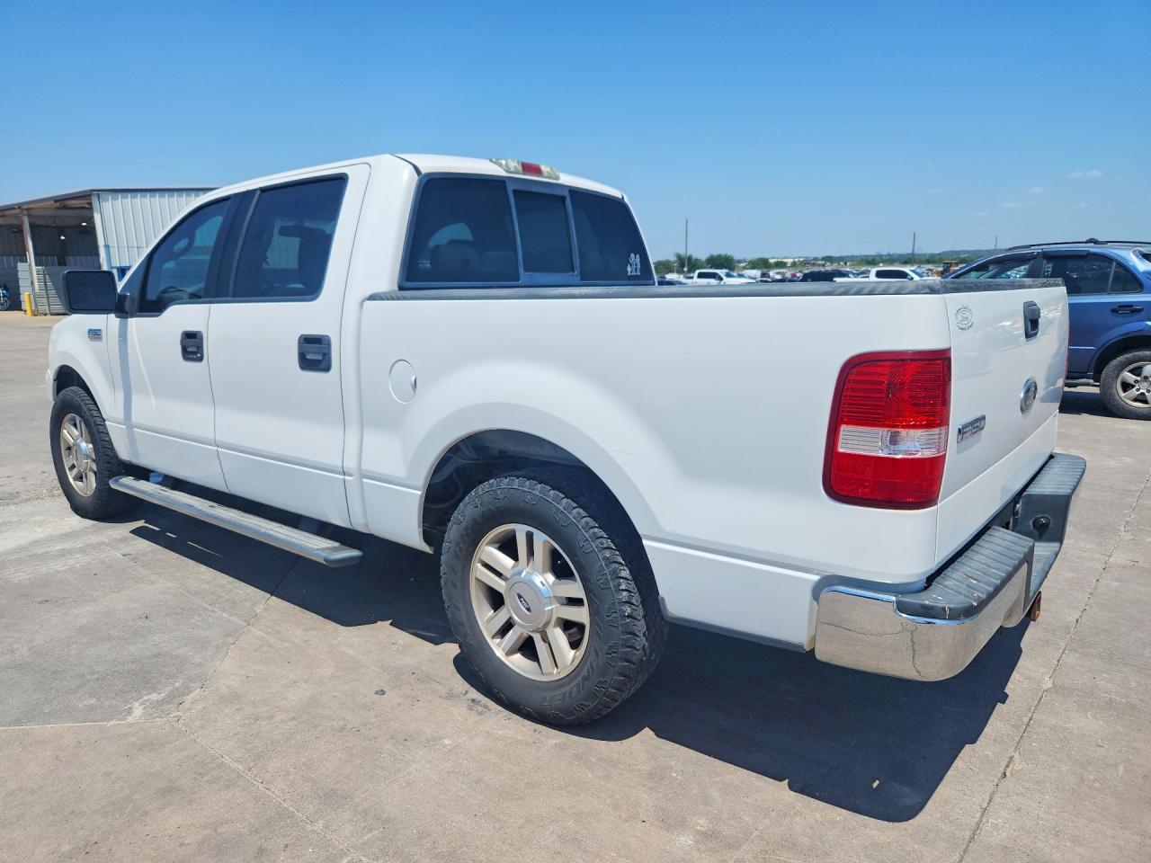 2004 Ford F150 Supercrew White vin: 1FTRW12W34KD28343