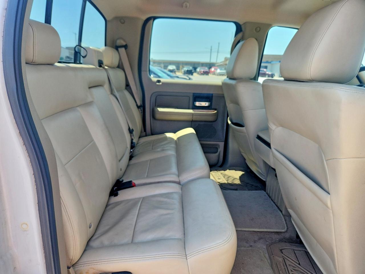 2004 Ford F150 Supercrew White vin: 1FTRW12W34KD28343