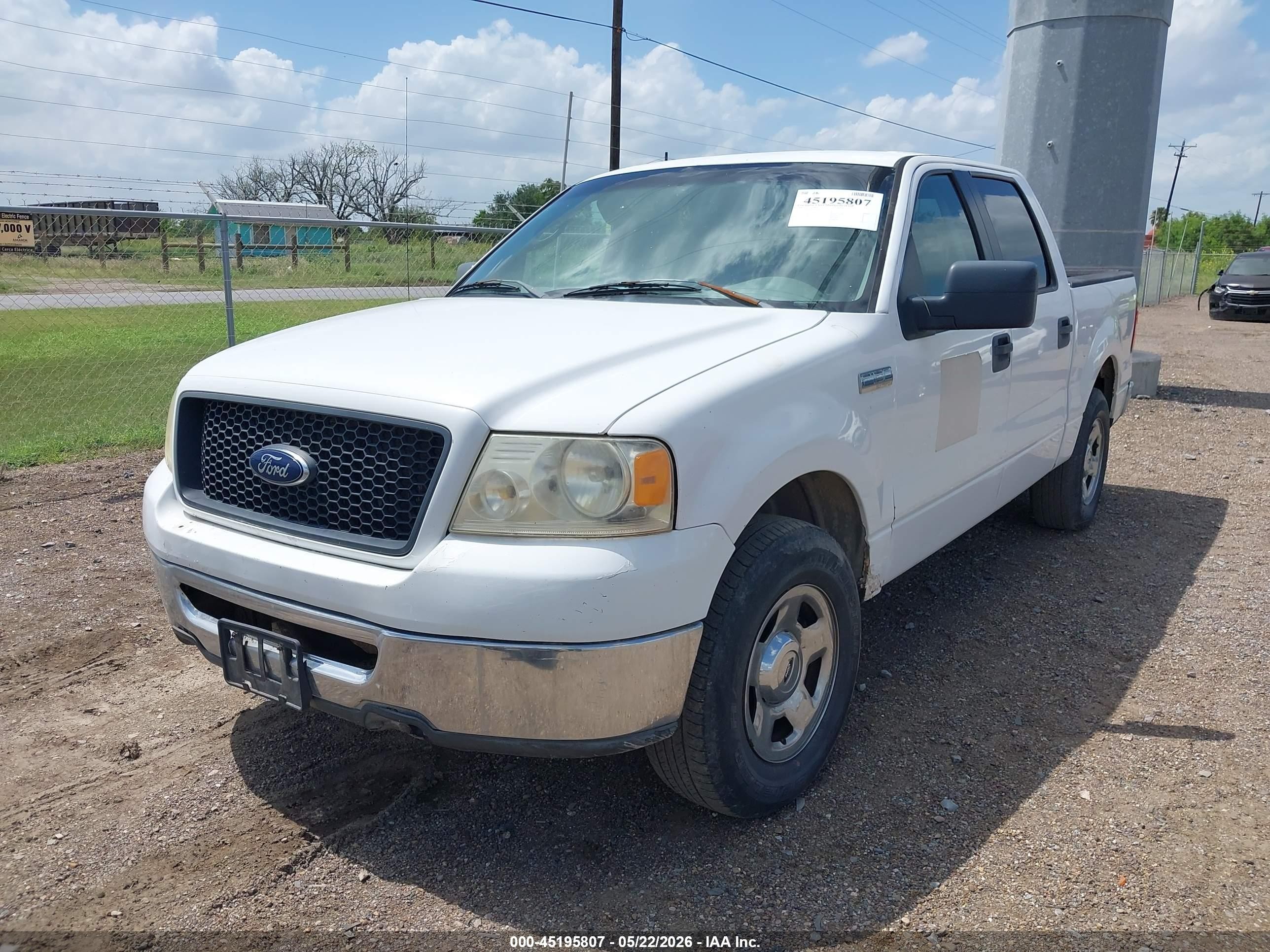 2006 Ford F-150 Xlt White vin: 1FTRW12W36KB22166