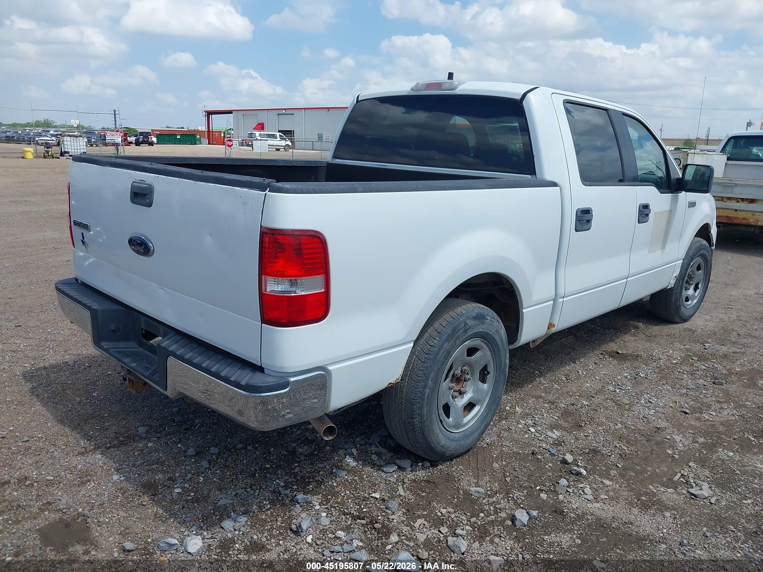2006 Ford F-150 Xlt White vin: 1FTRW12W36KB22166