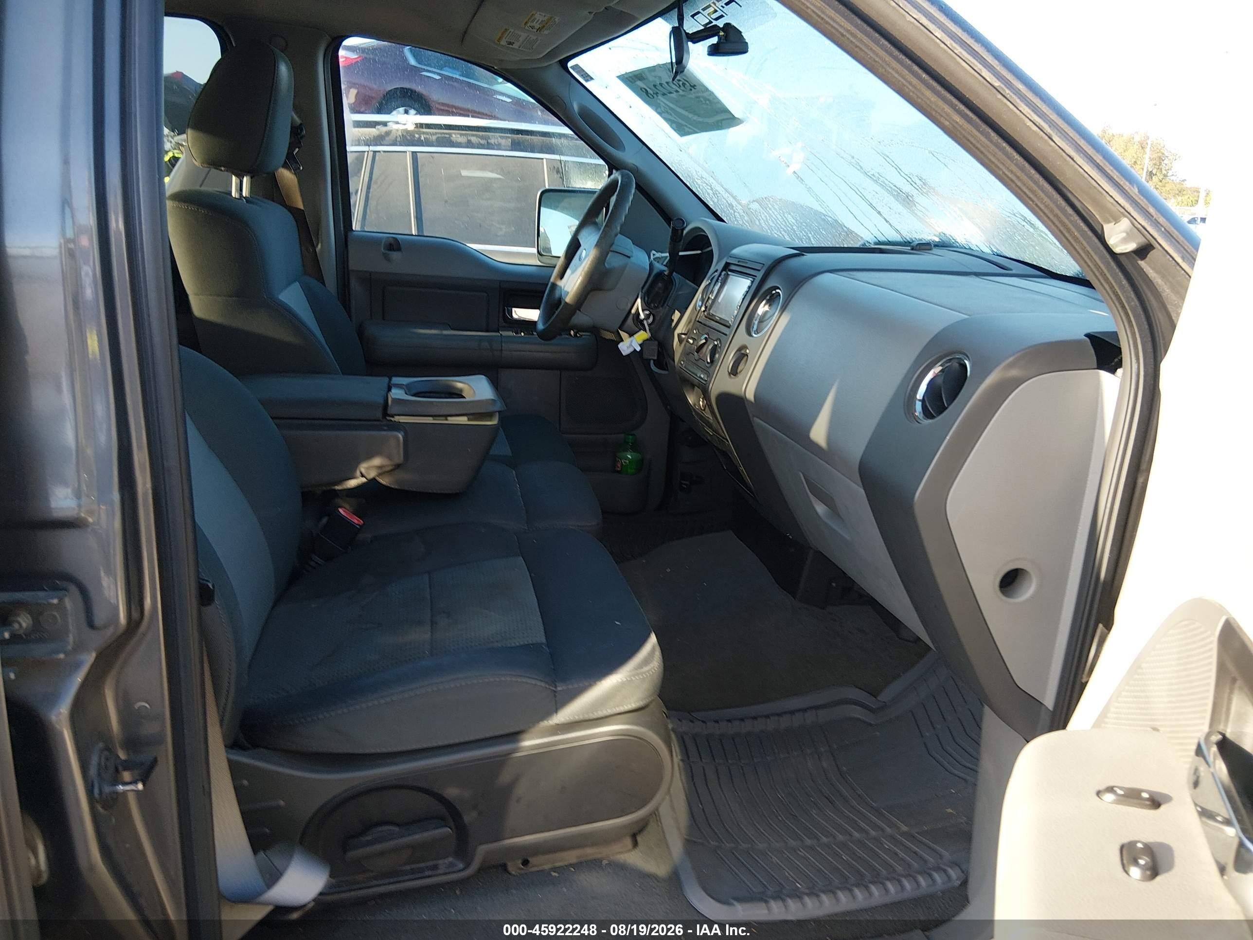 2007 Ford F-150 Xlt Silver vin: 1FTRW12W37KC73672