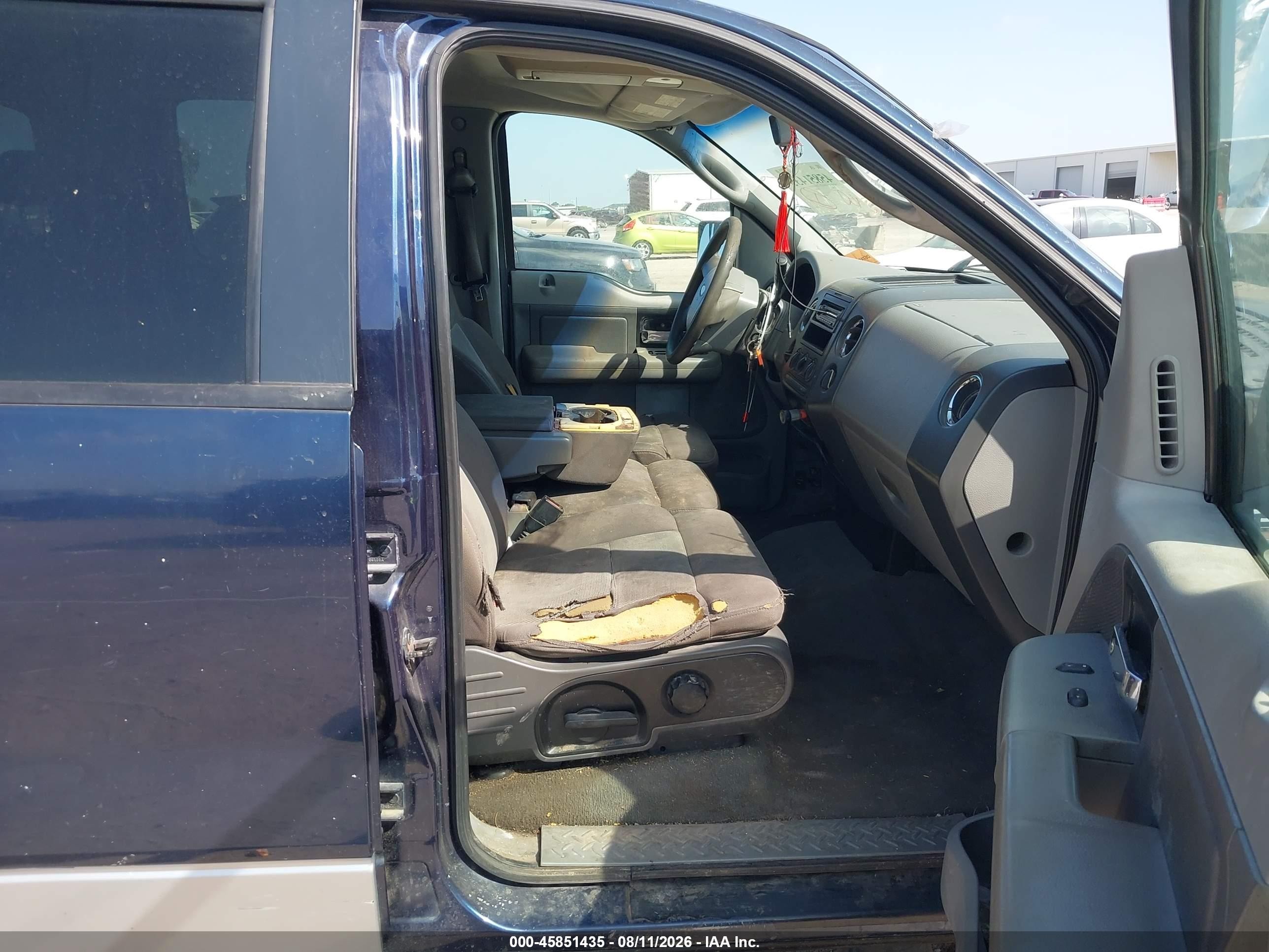 2005 Ford F-150 Xlt Dark Blue vin: 1FTRW12W45FB68600