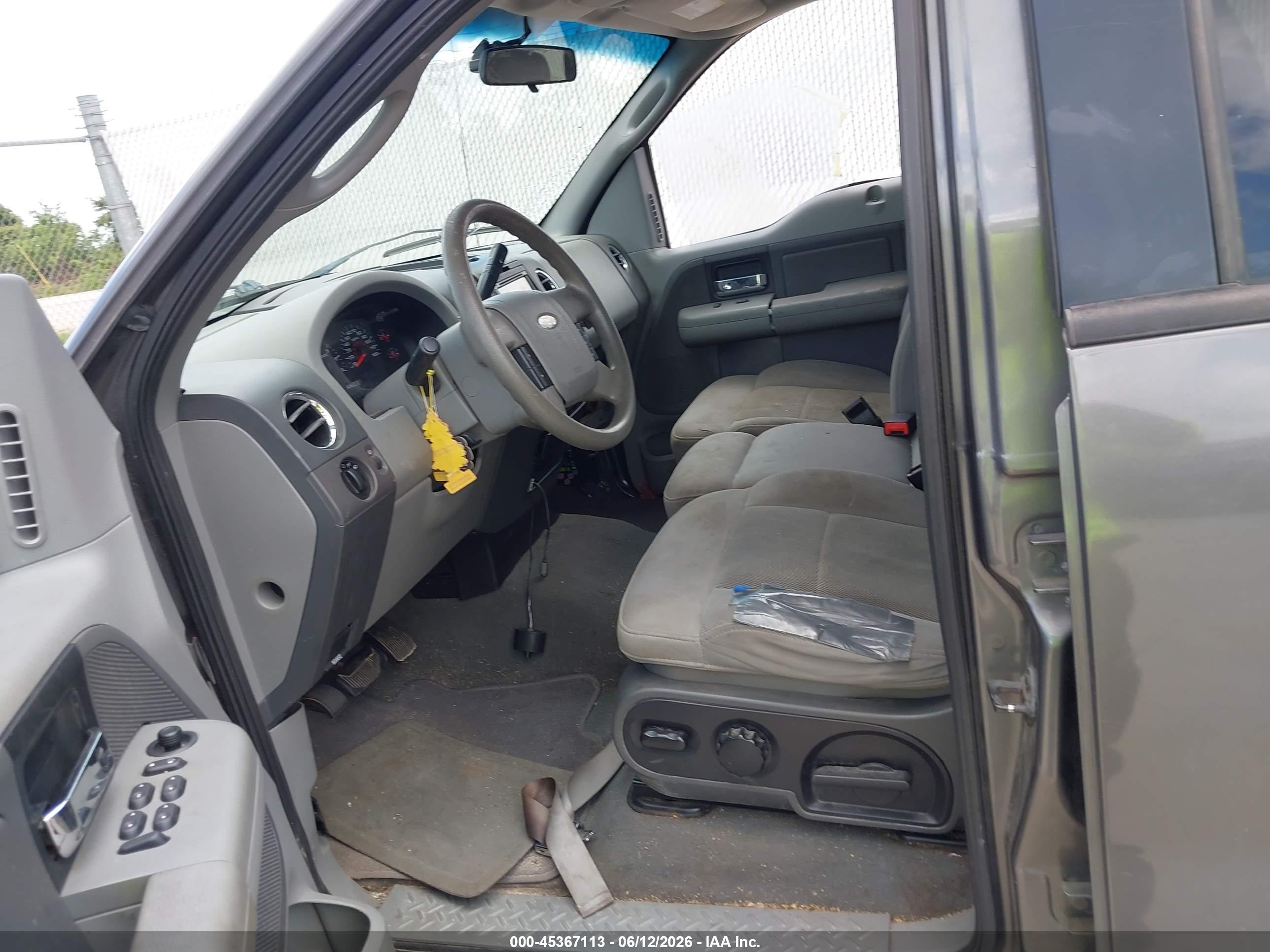 2006 Ford F-150 Xlt Gray vin: 1FTRW12W56KC59979
