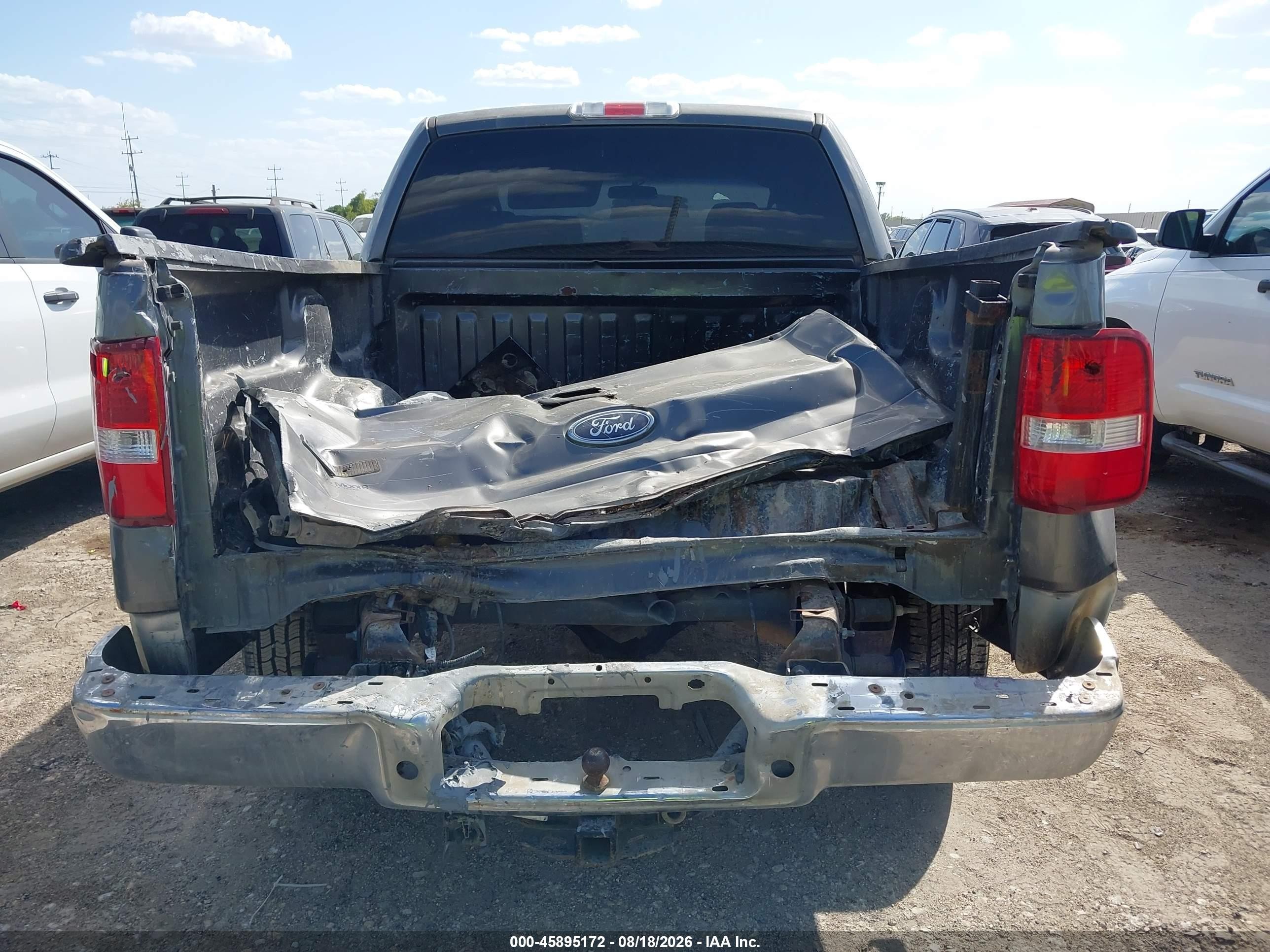 2005 Ford F-150 Xlt Серый vin: 1FTRW12W65FB69344