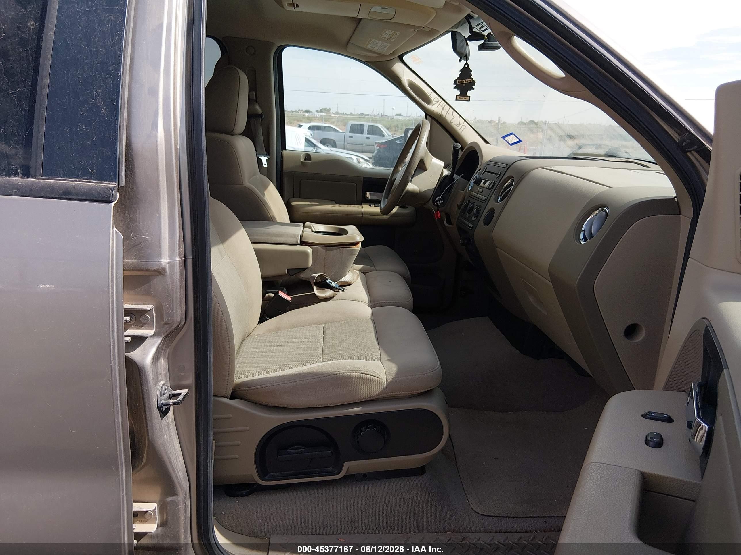 2005 Ford F-150 Xlt Tan vin: 1FTRW12W65KC40808