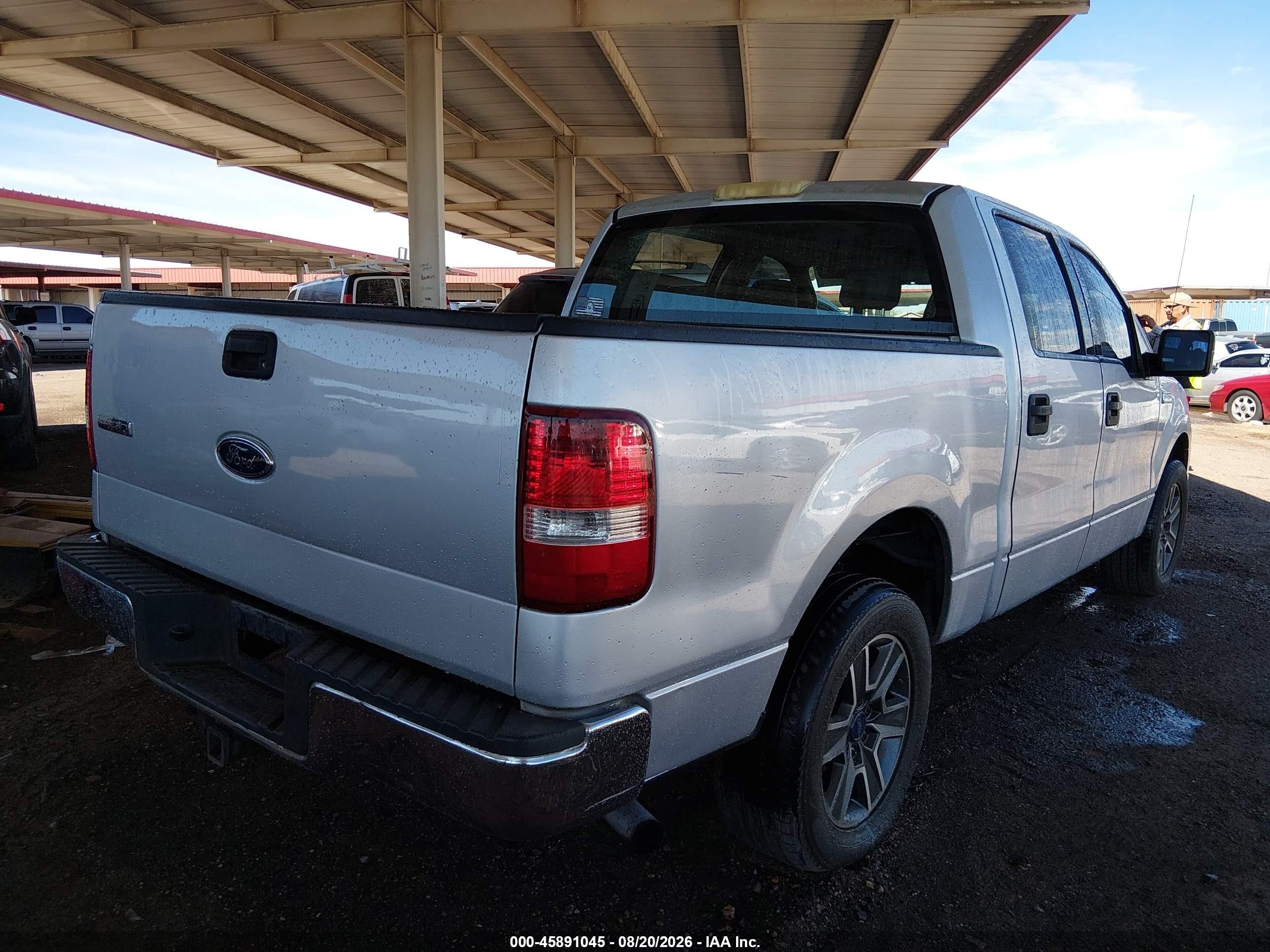 2004 Ford F-150 Xlt Silver vin: 1FTRW12W74KC20582