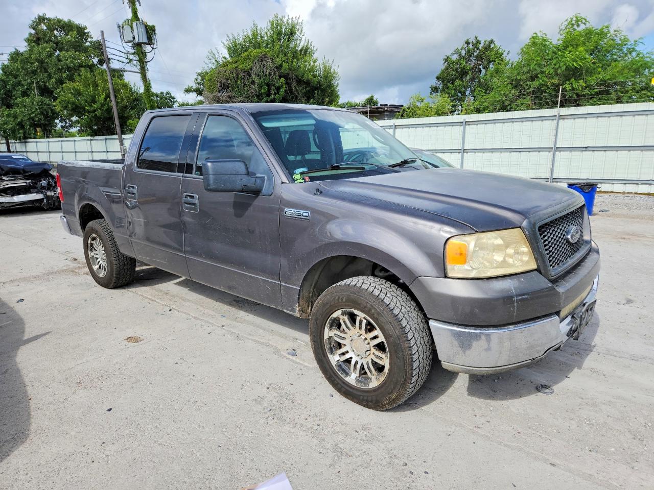 2004 Ford F150 Supercrew Gray vin: 1FTRW12W74KD13263