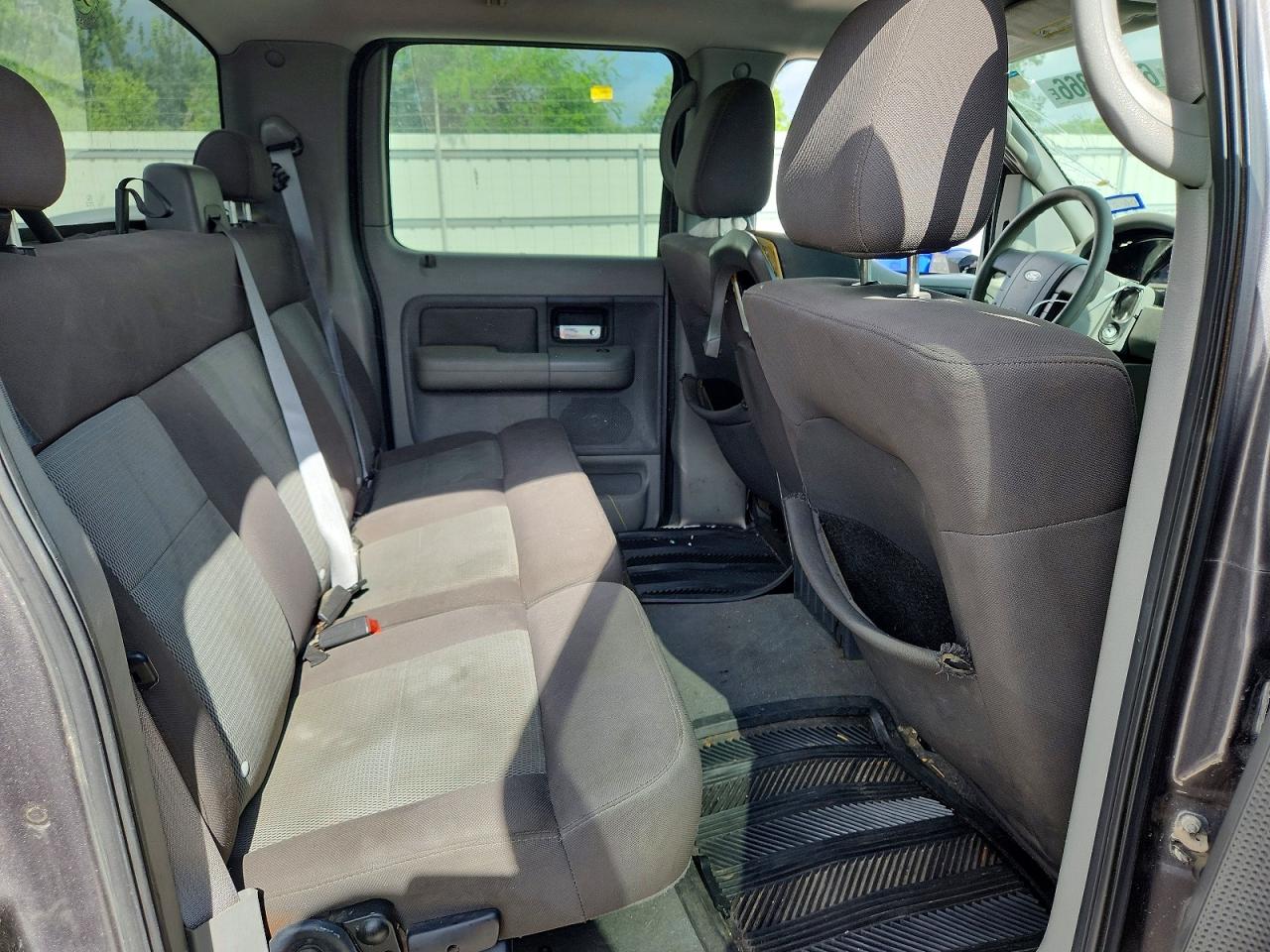 2004 Ford F150 Supercrew Gray vin: 1FTRW12W74KD13263
