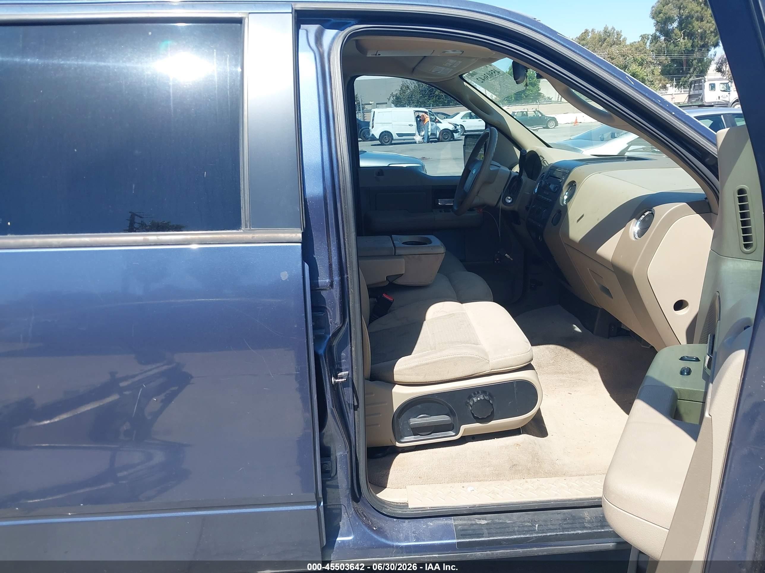 2005 Ford F-150 Xlt Blue vin: 1FTRW12W75KC03279