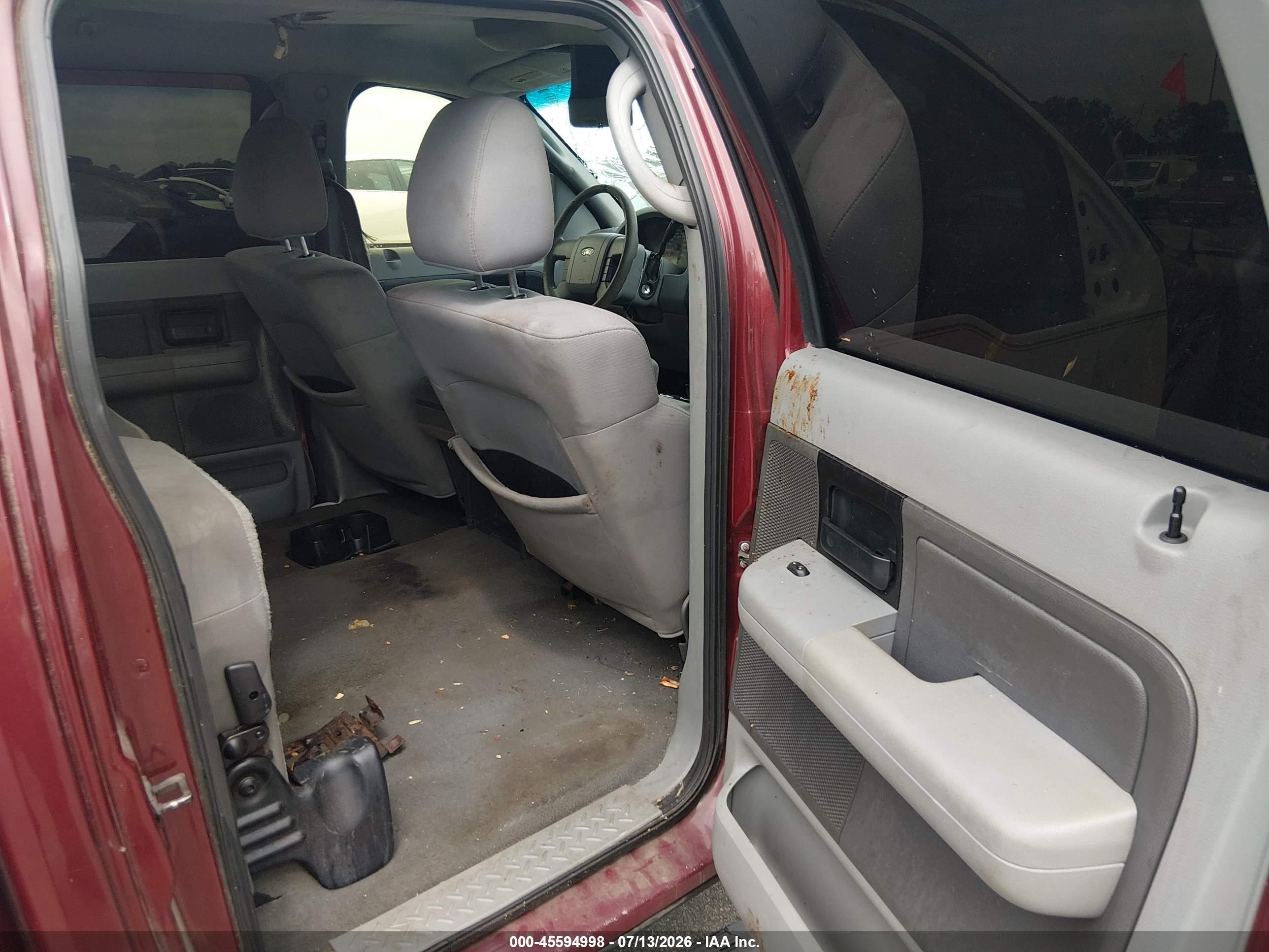 2006 Ford F-150 Xlt Burgundy vin: 1FTRW12W76KC67145