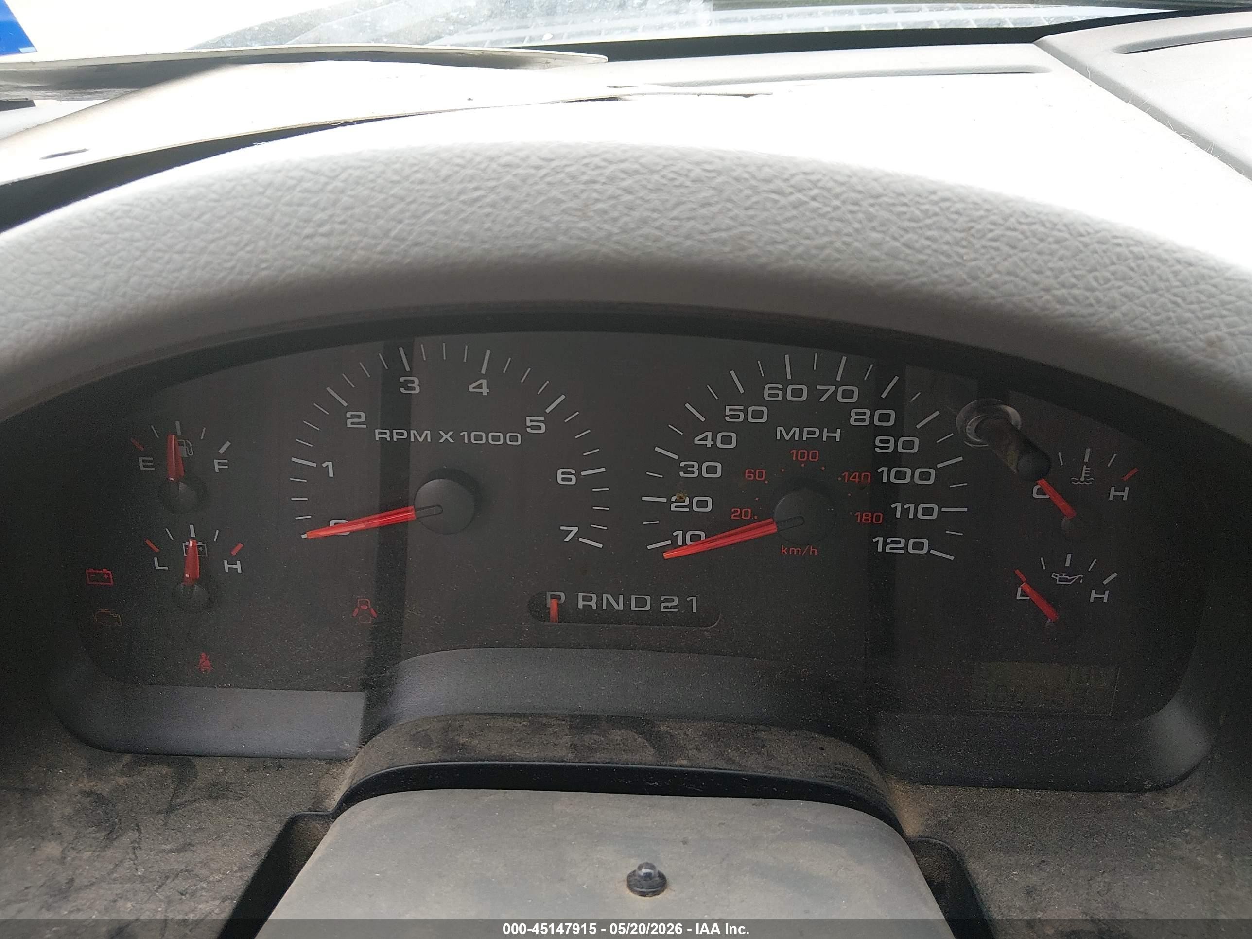 2004 Ford F-150 Xlt Серебряный vin: 1FTRW12W84FA12333