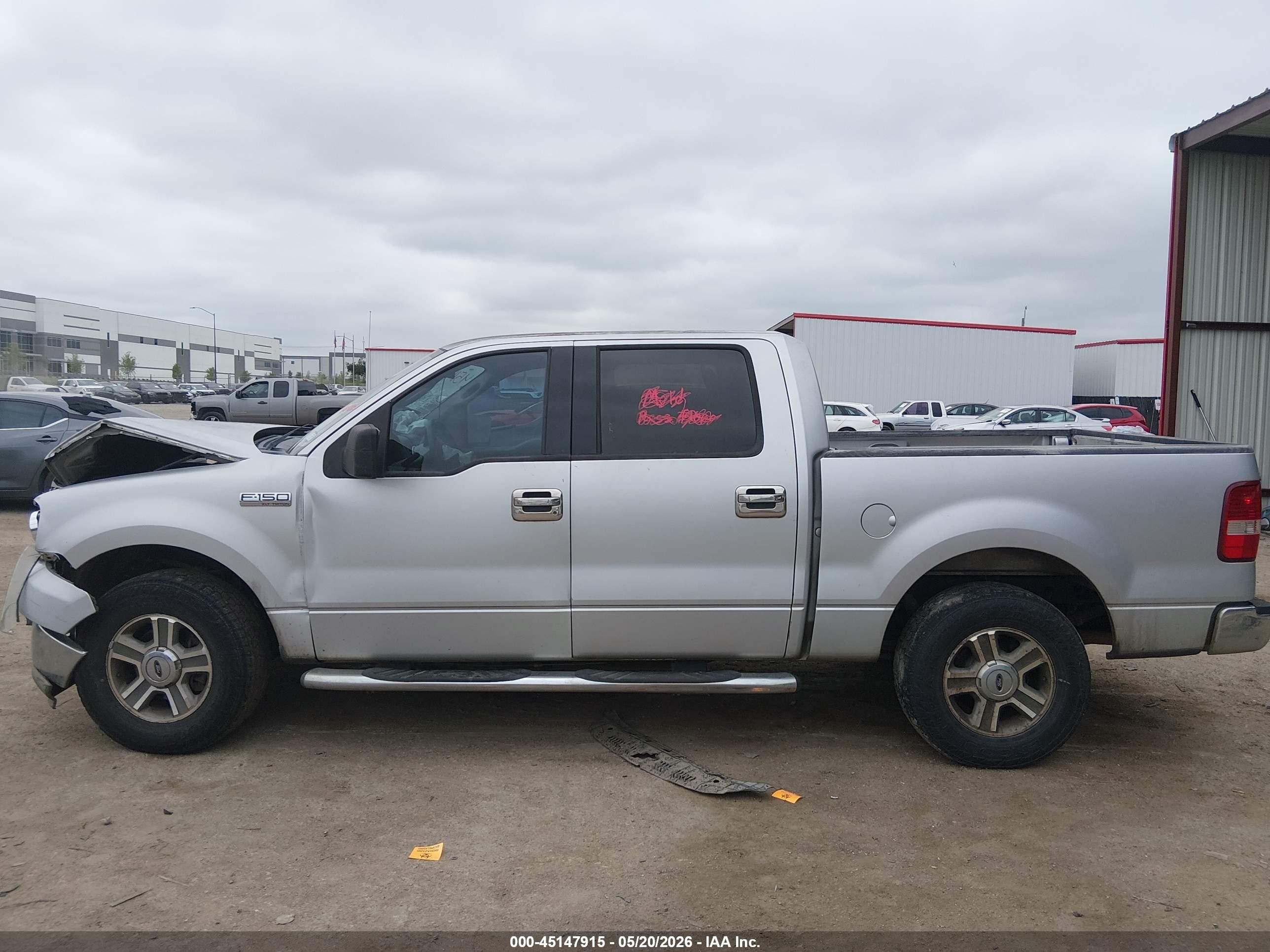 2004 Ford F-150 Xlt Серебряный vin: 1FTRW12W84FA12333