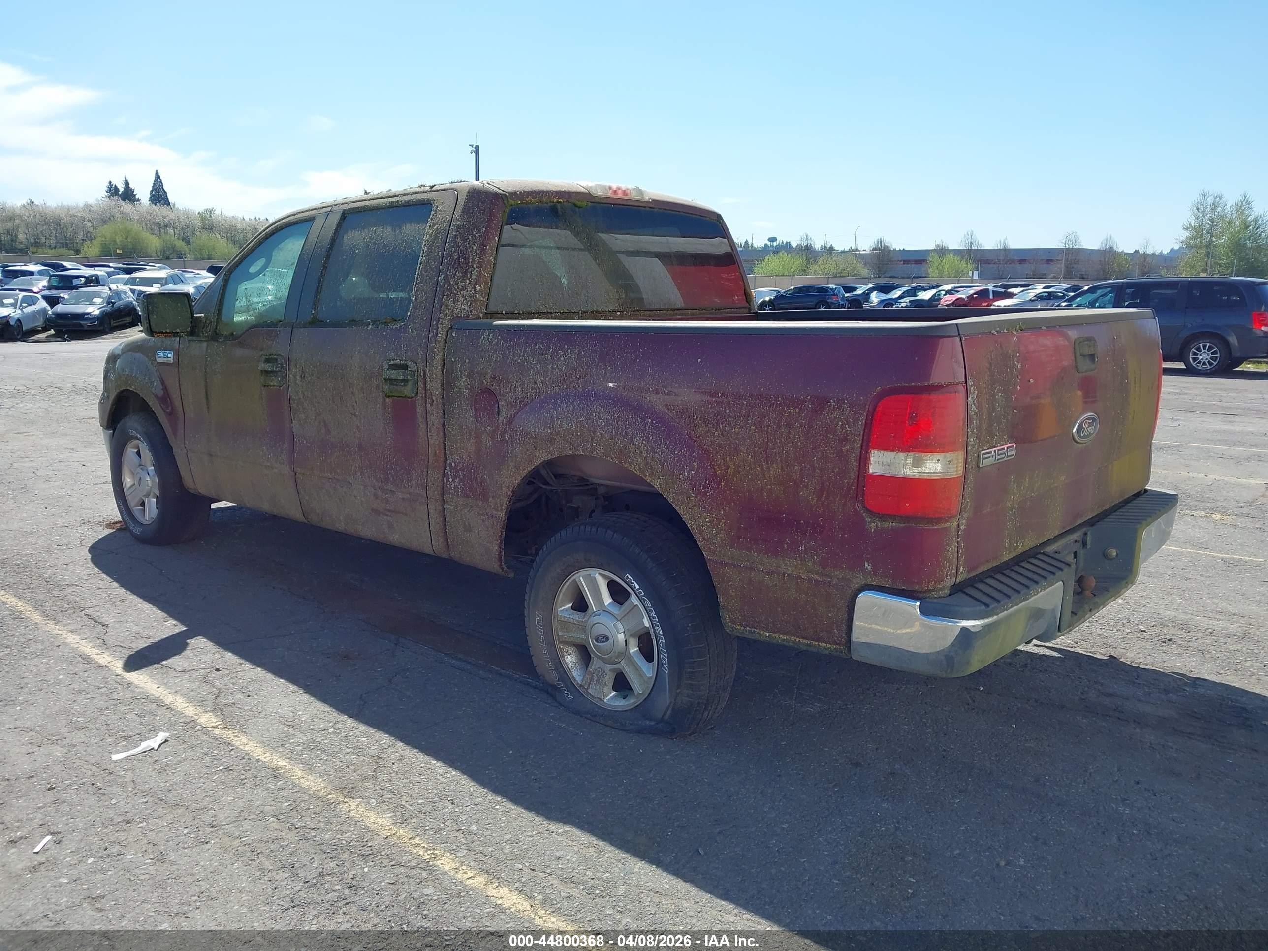 2004 Ford F-150 Xlt Red vin: 1FTRW12W84KB57055