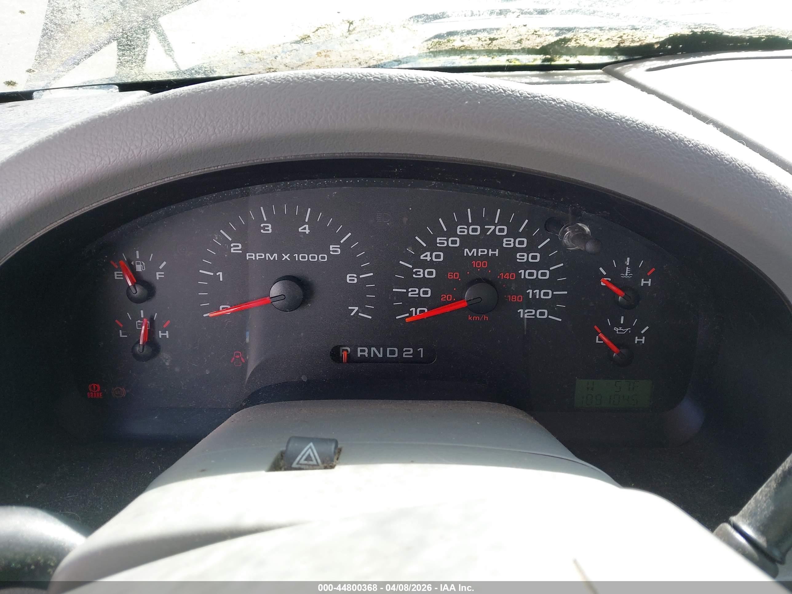 2004 Ford F-150 Xlt Red vin: 1FTRW12W84KB57055