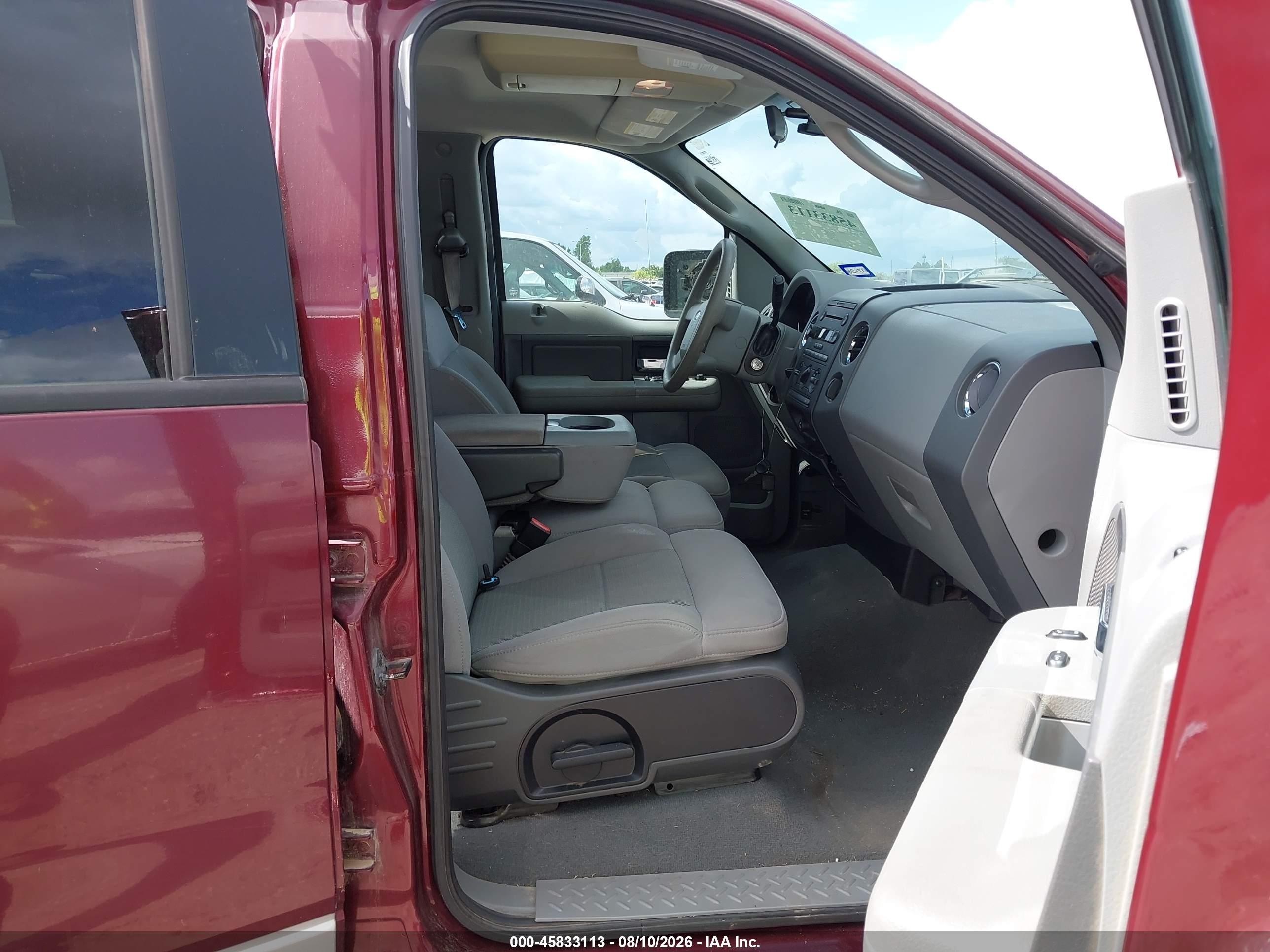 2006 Ford F-150 Xlt Maroon vin: 1FTRW12W86FA95989