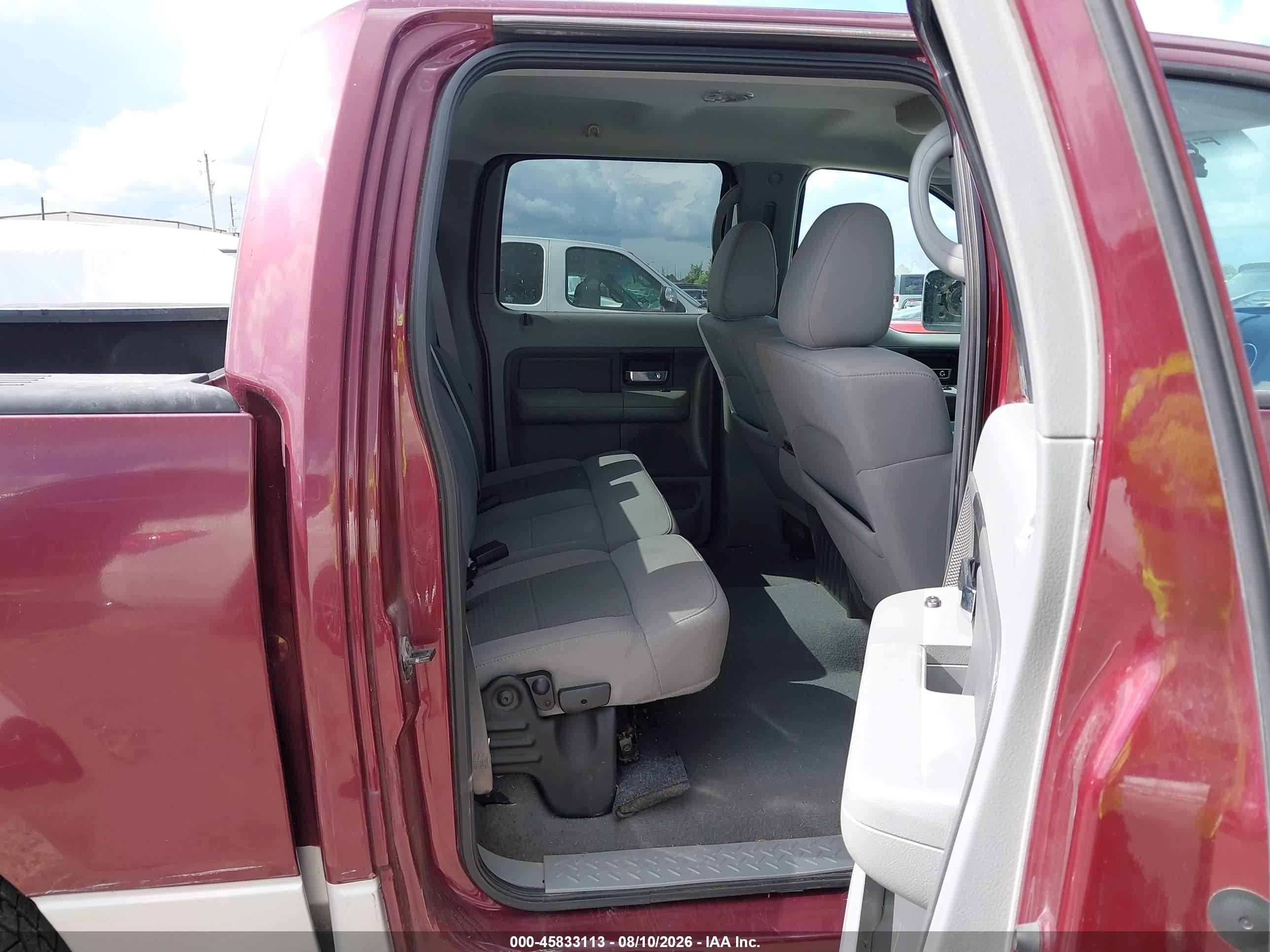 2006 Ford F-150 Xlt Maroon vin: 1FTRW12W86FA95989