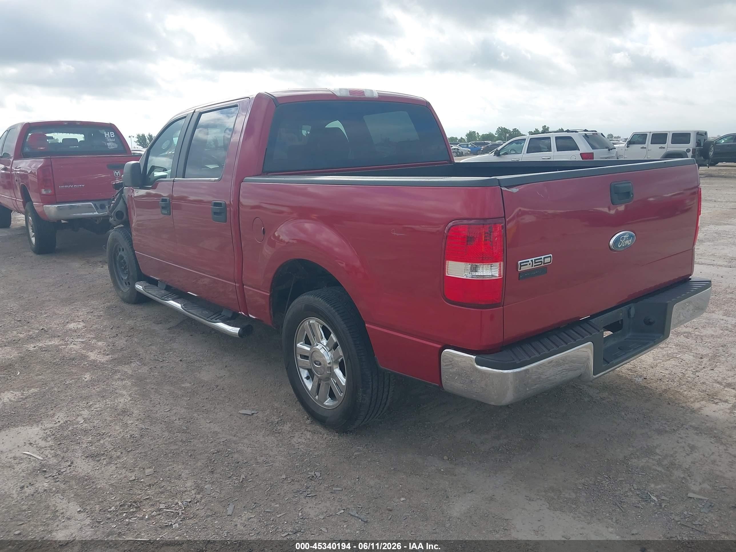 2007 Ford F-150 Xlt Красный vin: 1FTRW12W87KC13659